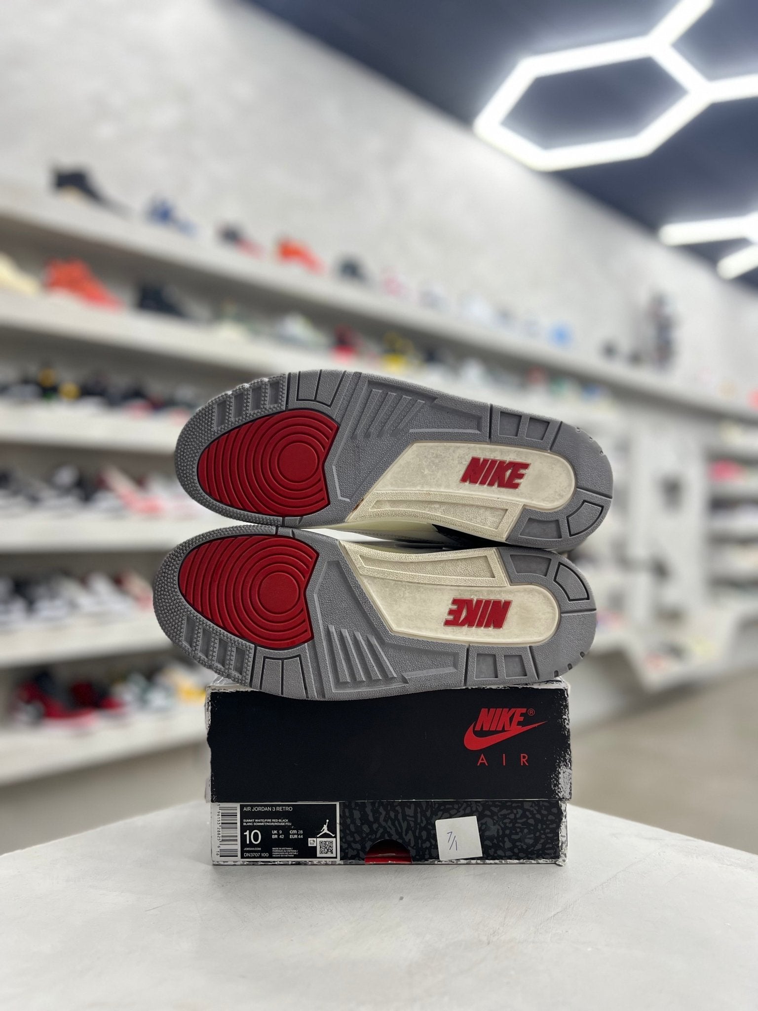 Jordan 3 Retro White Cement Reimagined Sz 10 (PREOWNED) - Restock AveJordan 3 Retro White Cement Reimagined Sz 10 (PREOWNED)Restock AveRestock Ave1017094259Restock Ave