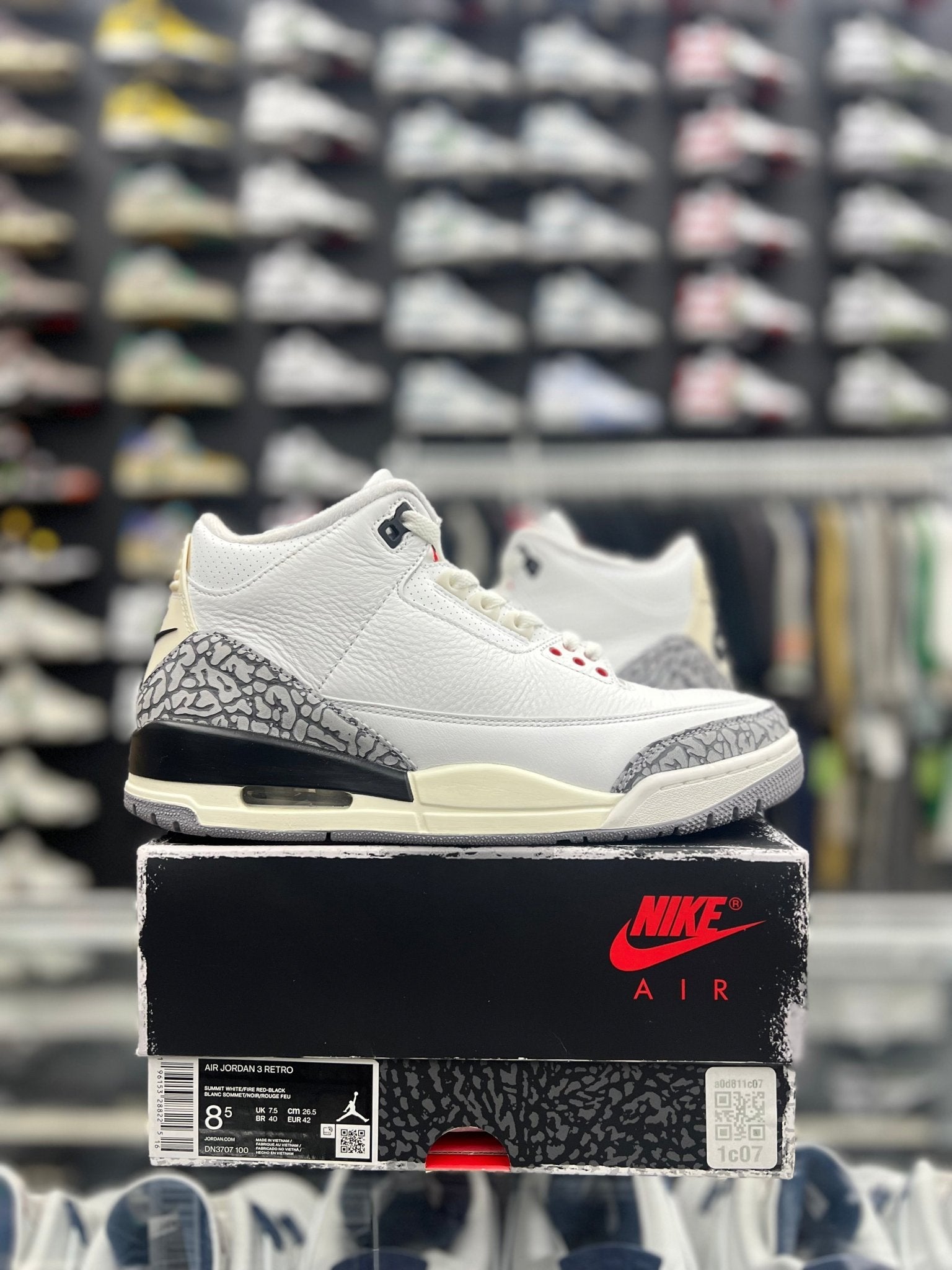 靴 NIKE AIR JORDAN 3 RETRO 27cm Reimagined Nike Air Jordan 3 Retro OG 'Black Cement Reimagined' DN3707-010