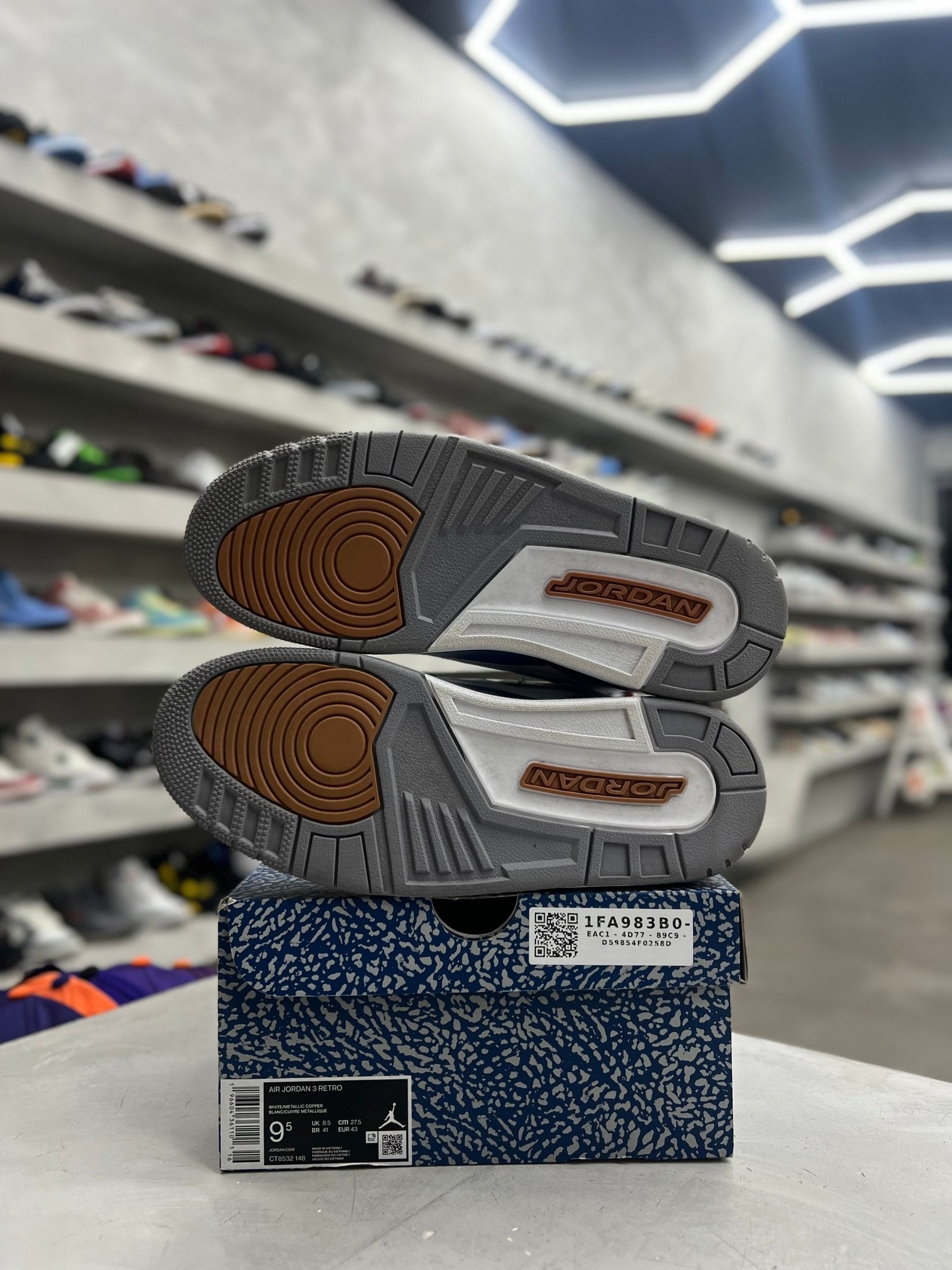 Jordan 3 Retro Wizards Sz 9.5 (PREOWNED) - Restock AveJordan 3 Retro Wizards Sz 9.5 (PREOWNED)Restock AveRestock Ave9.5Restock Ave