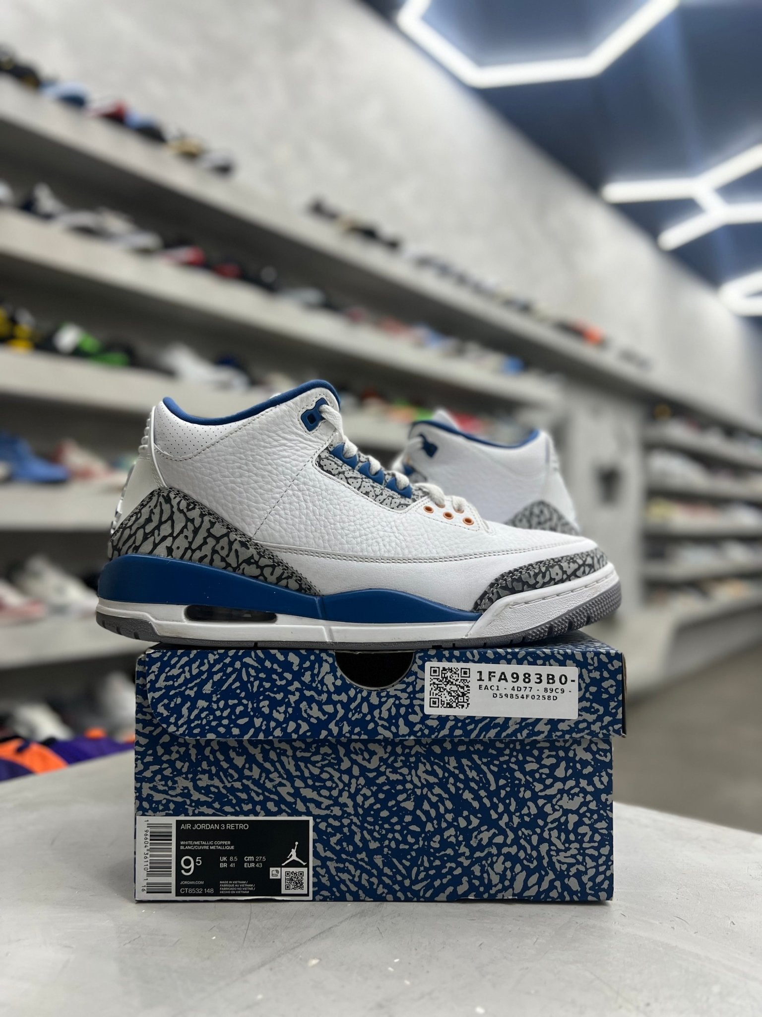 Jordan 3 Retro Wizards Sz 9.5 (PREOWNED) - Restock AveJordan 3 Retro Wizards Sz 9.5 (PREOWNED)Restock AveRestock Ave9.5Restock Ave