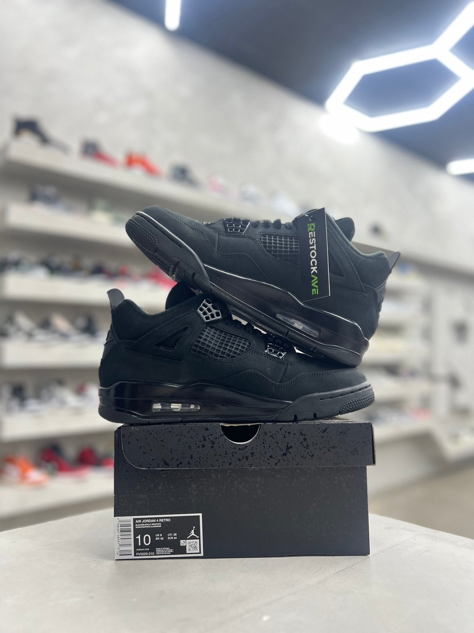Jordan 4 Retro Black Cat Sz 10 (PREOWNED) - Restock AveJordan 4 Retro Black Cat Sz 10 (PREOWNED)Restock AveRestock Ave10Restock Ave