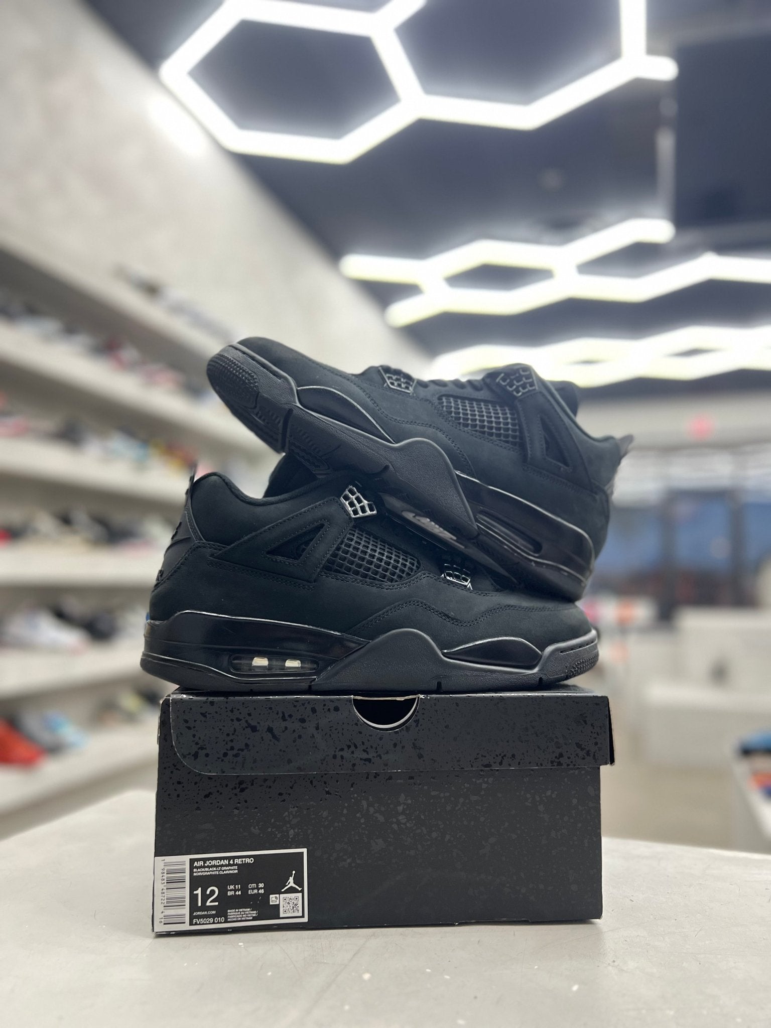 Jordan 4 Retro Black Cat Sz 12 (PREOWNED) - Restock AveJordan 4 Retro Black Cat Sz 12 (PREOWNED)Restock AveRestock Ave12Restock Ave