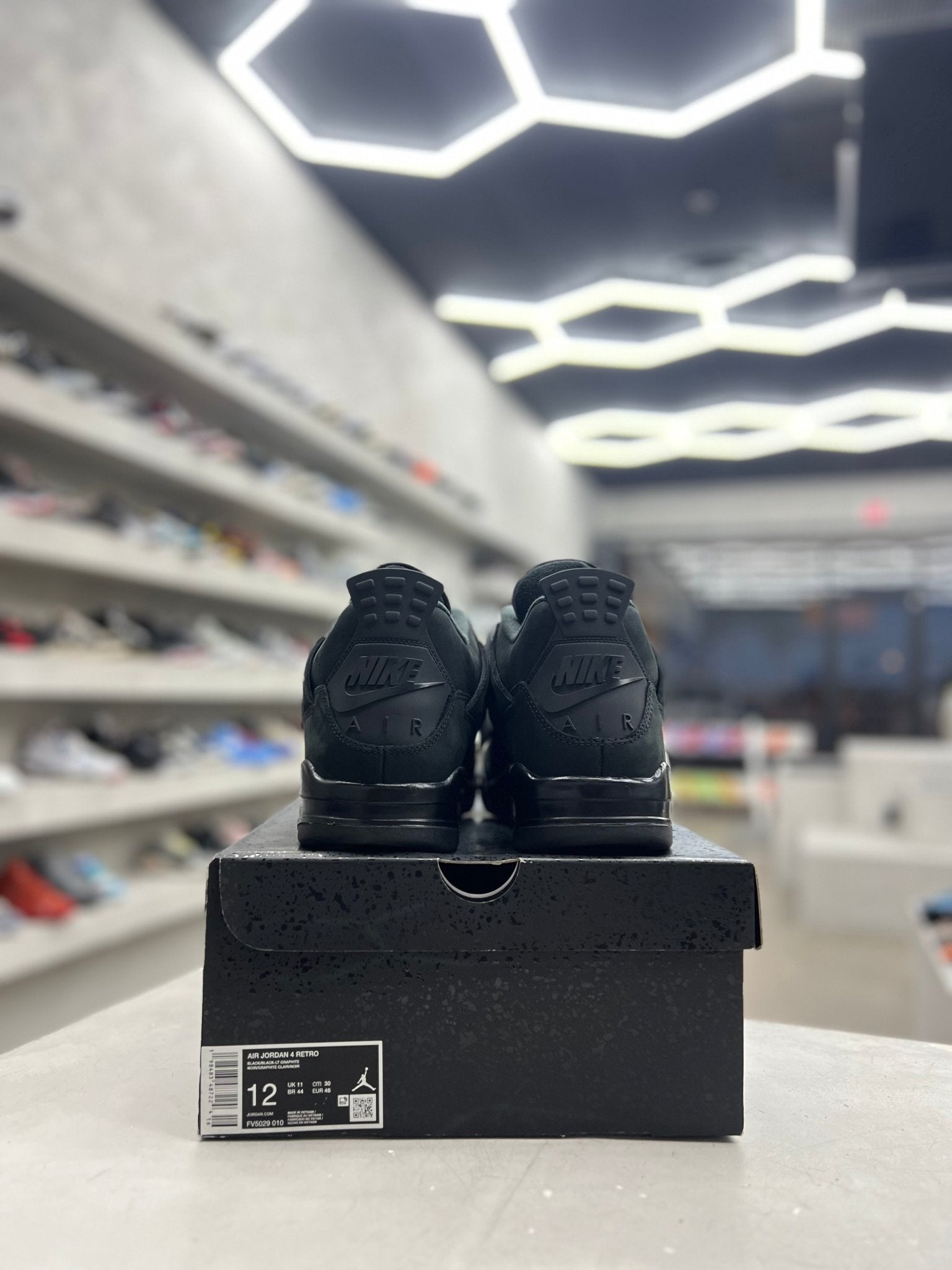 Jordan 4 Retro Black Cat Sz 12 (PREOWNED) - Restock AveJordan 4 Retro Black Cat Sz 12 (PREOWNED)Restock AveRestock Ave12Restock Ave