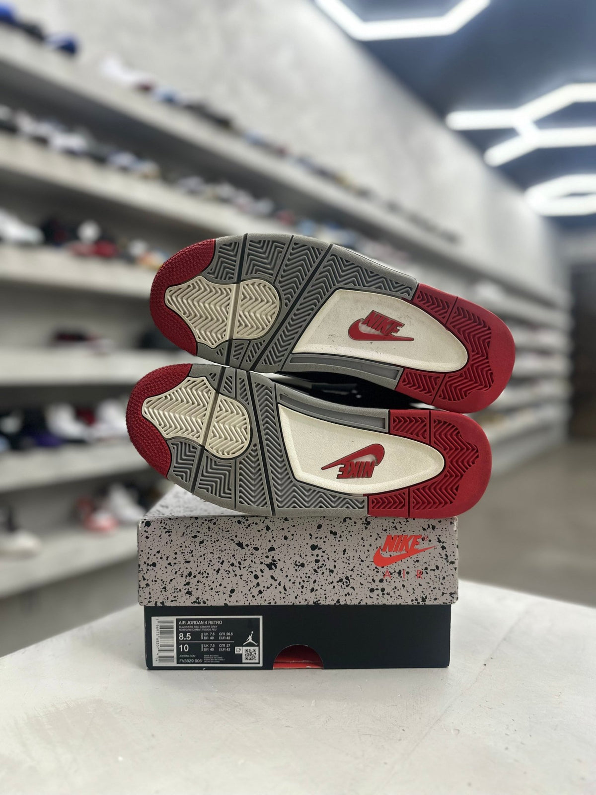 Jordan 4 Retro Bred Reimagined Sz 8.5 (PREOWNED) - Restock AveJordan 4 Retro Bred Reimagined Sz 8.5 (PREOWNED)Restock AveRestock Ave8.521047155Restock Ave