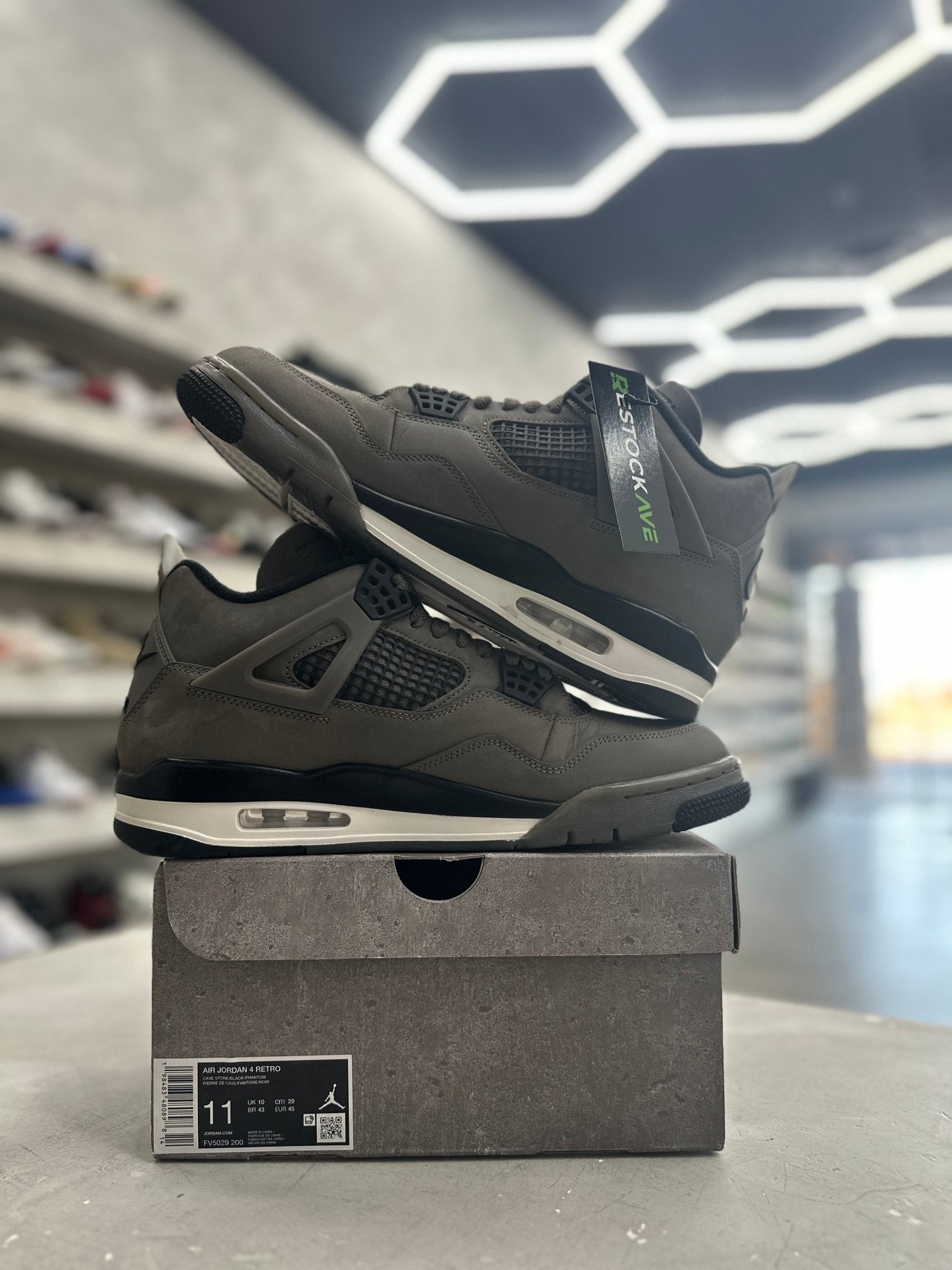 Jordan 4 Retro Cave Stone Sz 11 (PREOWNED) - Restock AveJordan 4 Retro Cave Stone Sz 11 (PREOWNED)Restock AveRestock Ave11Restock Ave