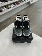 Jordan 4 Retro Fear Sz 9 (PREOWNED) - Restock AveJordan 4 Retro Fear Sz 9 (PREOWNED)Restock AveRestock Ave9Restock Ave