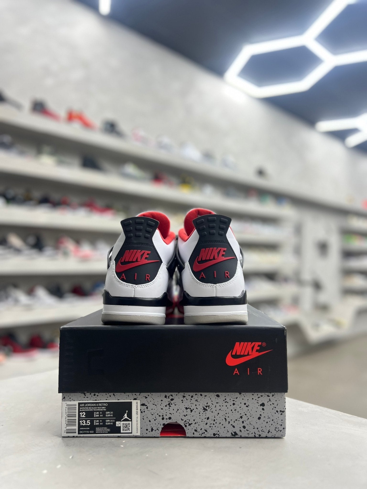 Jordan 4 Retro Fire Red Sz 12 (PREOWNED) - Restock AveJordan 4 Retro Fire Red Sz 12 (PREOWNED)Restock AveRestock Ave12Restock Ave