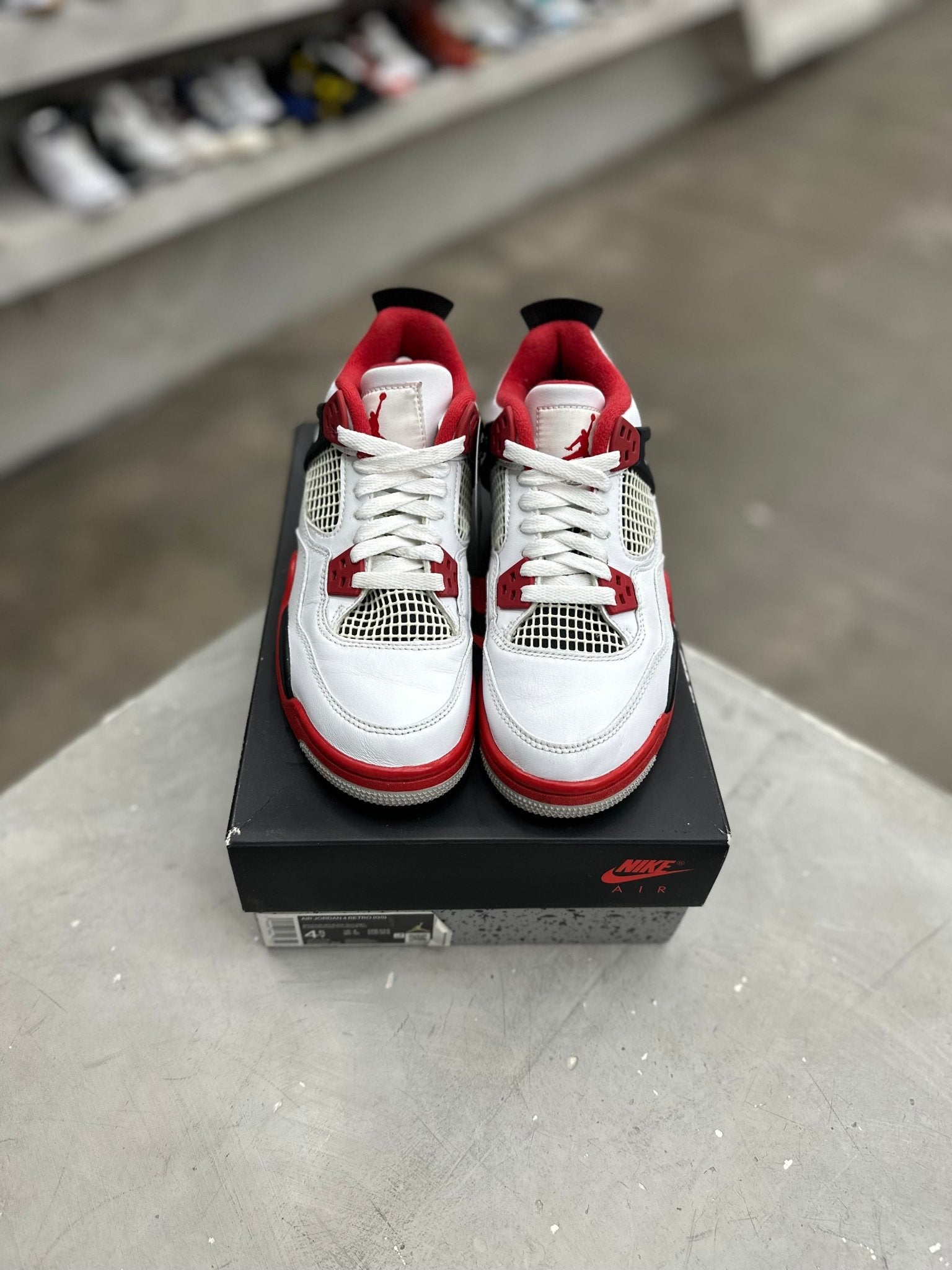 Jordan 4 Retro Fire Red Sz 4.5 (PREOWNED) - Restock AveJordan 4 Retro Fire Red Sz 4.5 (PREOWNED)Restock AveRestock Ave4.5Restock Ave