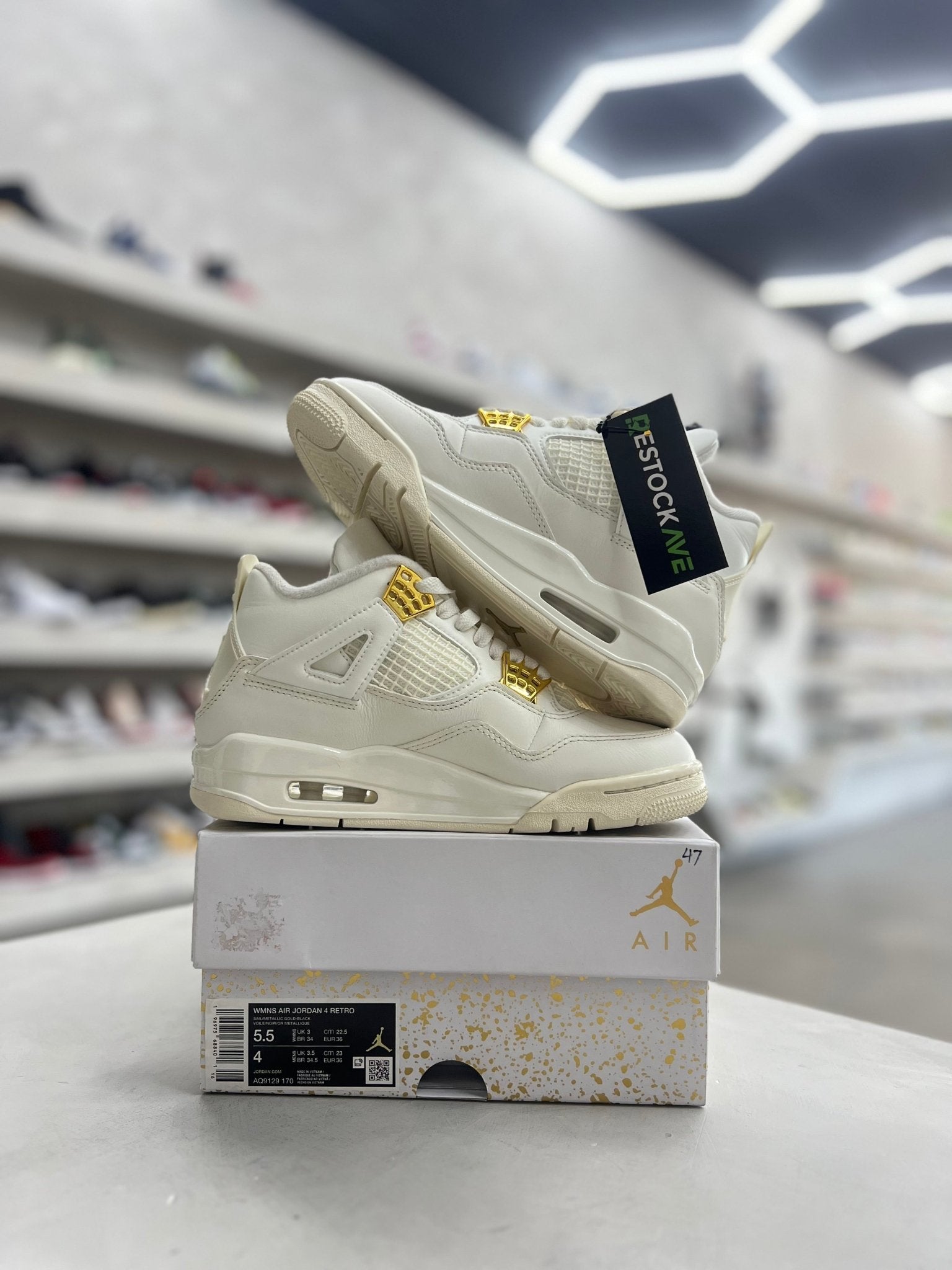 Jordan 4 Retro Metallic Gold Sz 5.5W (PREOWNED) - Restock AveJordan 4 Retro Metallic Gold Sz 5.5W (PREOWNED)Restock AveRestock Ave5.5W/4y05731955Restock Ave