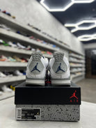 Jordan 4 Retro Midnight Navy Sz 6.5 (PREOWNED) - Restock AveJordan 4 Retro Midnight Navy Sz 6.5 (PREOWNED)Restock AveRestock Ave6.5yRestock Ave