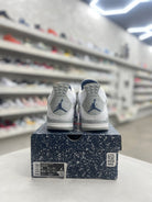 Jordan 4 Retro Midnight Navy Sz 9 (PREOWNED) - Restock AveJordan 4 Retro Midnight Navy Sz 9 (PREOWNED)Restock AveRestock Ave9Restock Ave