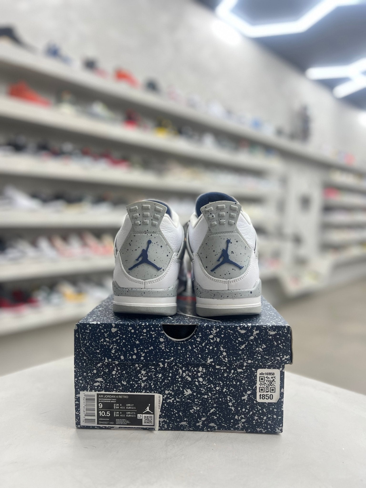 Jordan 4 Retro Midnight Navy Sz 9 (PREOWNED) - Restock AveJordan 4 Retro Midnight Navy Sz 9 (PREOWNED)Restock AveRestock Ave9Restock Ave