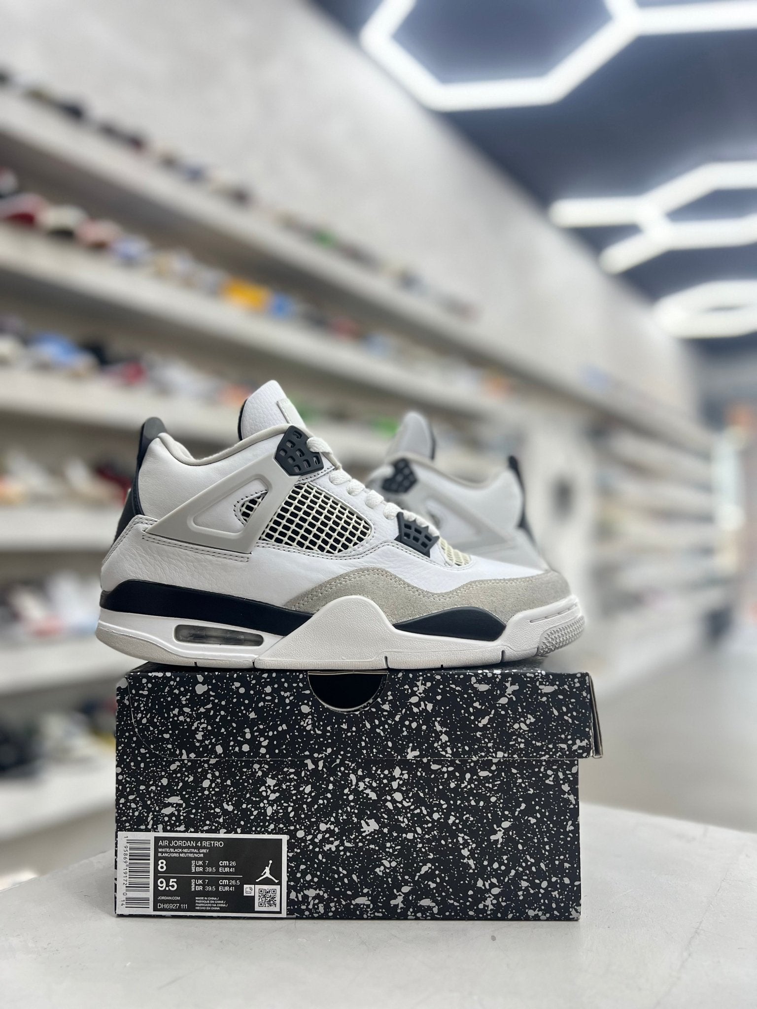 Jordan 4 Retro Military Black Sz 8 (PREOWNED) - Restock AveJordan 4 Retro Military Black Sz 8 (PREOWNED)Restock AveRestock Ave8Restock Ave