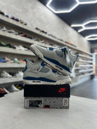 Jordan 4 Retro Military Blue Sz 5.5 (PREOWNED) - Restock AveJordan 4 Retro Military Blue Sz 5.5 (PREOWNED)Restock AveRestock Ave5.504754291Restock Ave