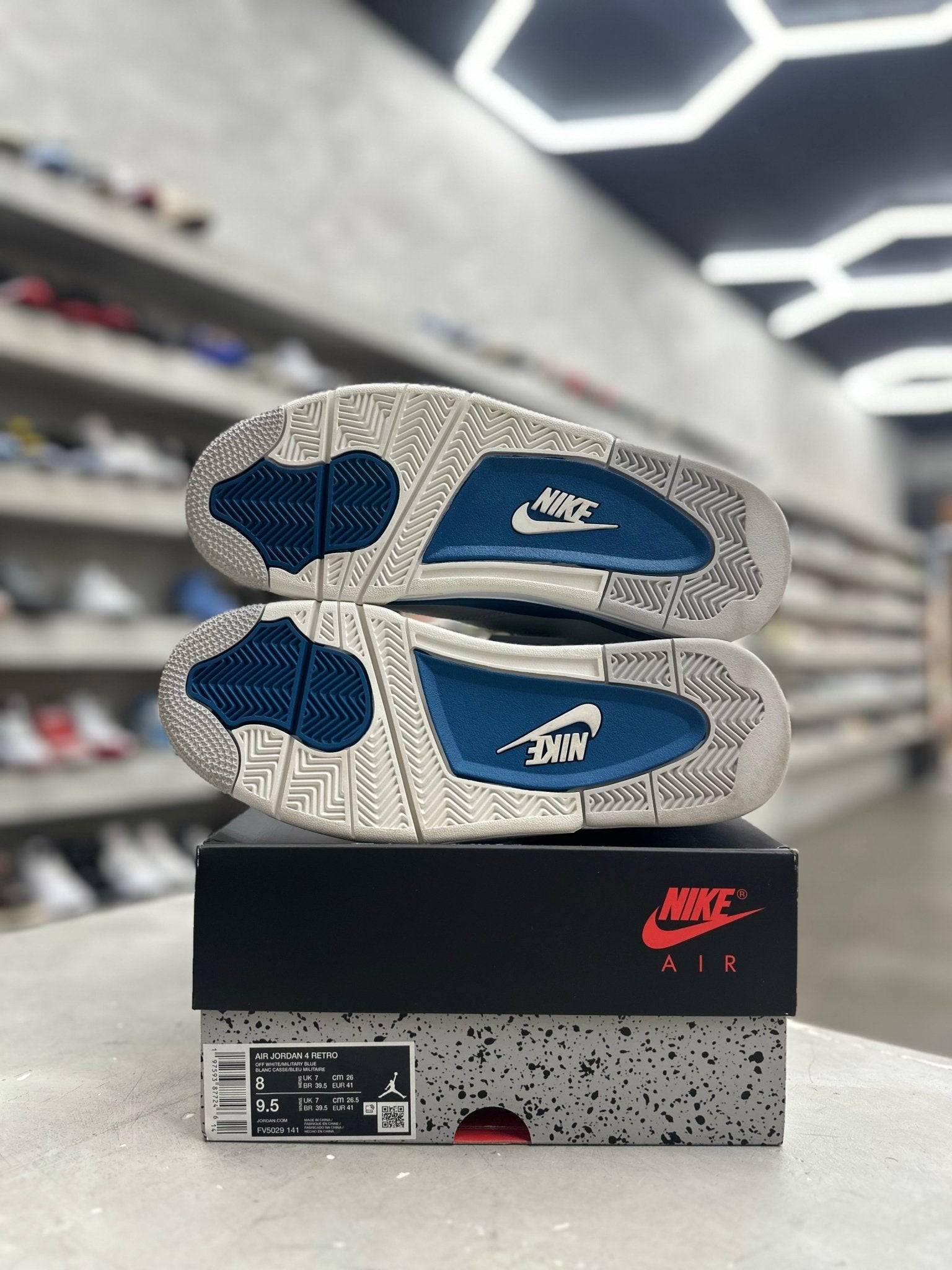 Jordan 4 Retro Military Blue Sz 8 (PREOWNED) - Restock AveJordan 4 Retro Military Blue Sz 8 (PREOWNED)Restock AveRestock Ave8Restock Ave
