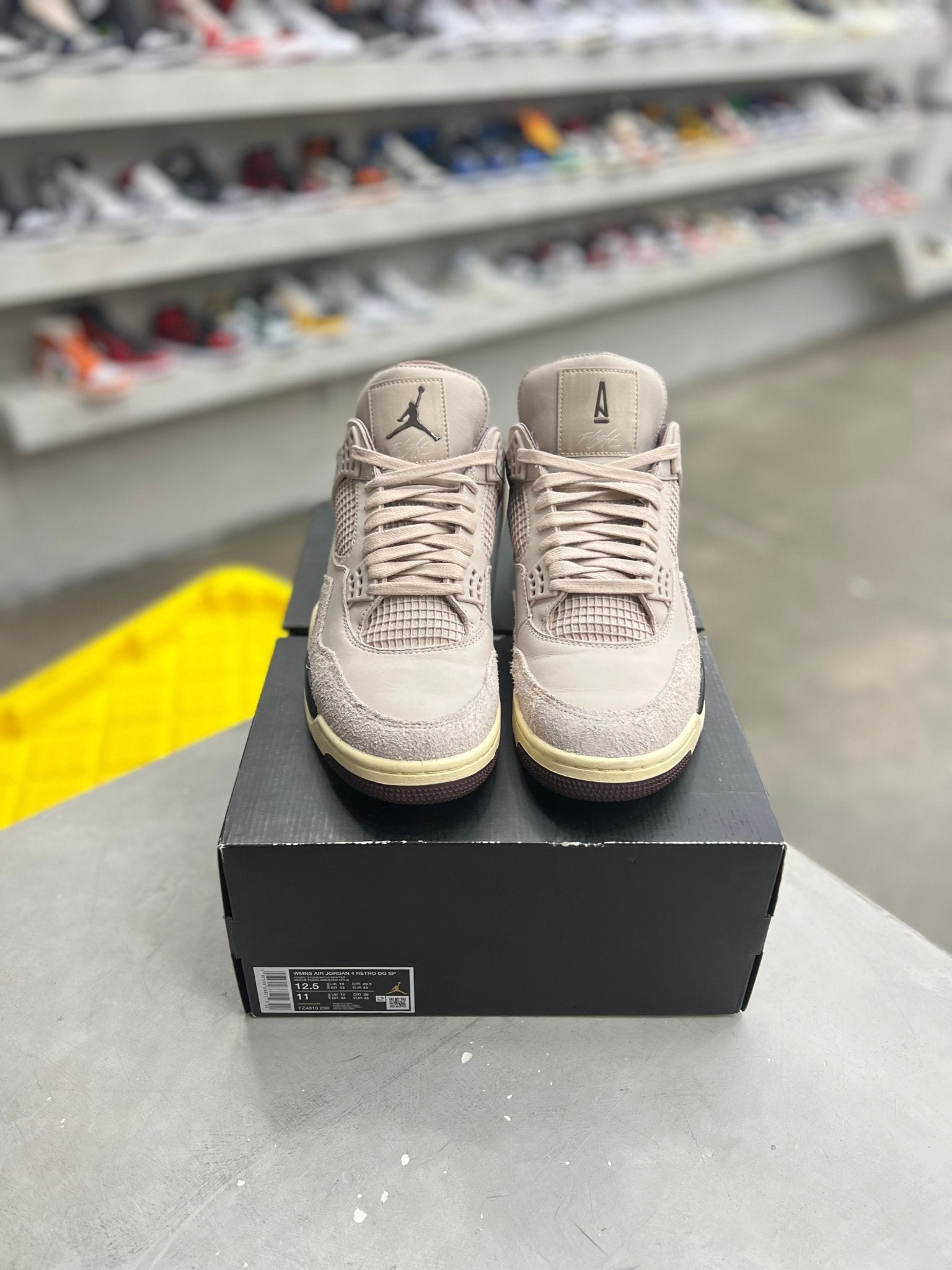 Jordan 4 Retro OG SP A Ma Maniére While You Were Sleeping Sz 11 (PREOWNED) - Restock AveJordan 4 Retro OG SP A Ma Maniére While You Were Sleeping Sz 11 (PREOWNED)Restock AveRestock Ave11Restock Ave