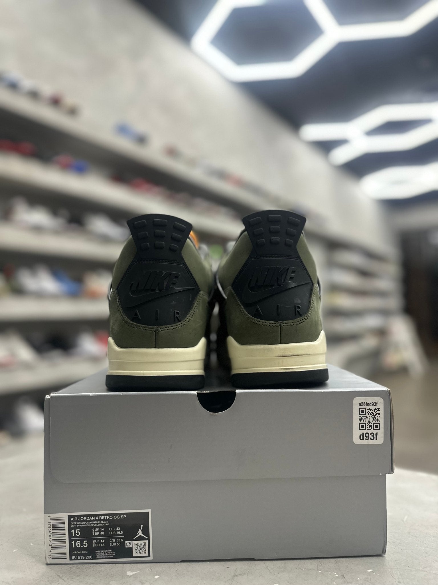 Jordan 4 Retro OG SP Undefeated Sz 15 (PREOWNED) - Restock AveJordan 4 Retro OG SP Undefeated Sz 15 (PREOWNED)Restock AveRestock Ave15Restock Ave