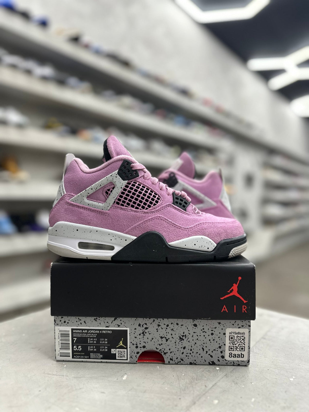 Jordan 4 Retro Orchid Sz w7/5.5 (PREOWNED) - Restock AveJordan 4 Retro Orchid Sz w7/5.5 (PREOWNED)Restock AveRestock Avew7 / 5.5yRestock Ave