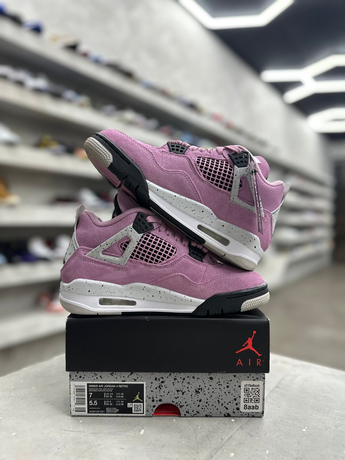 Jordan 4 Retro Orchid Sz w7/5.5 (PREOWNED) - Restock AveJordan 4 Retro Orchid Sz w7/5.5 (PREOWNED)Restock AveRestock Avew7 / 5.5yRestock Ave