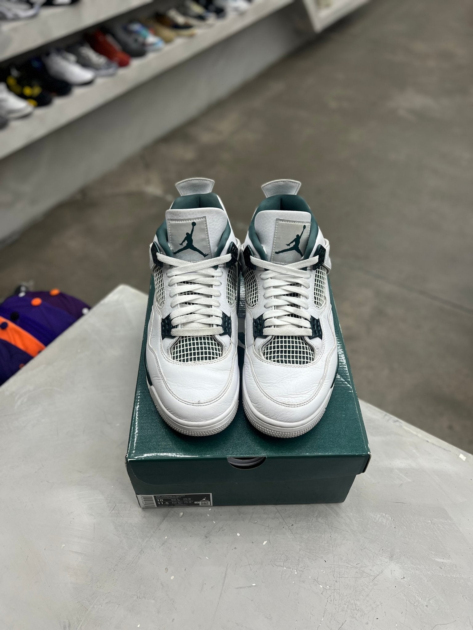 Jordan 4 Retro Oxidized Green Sz 10 (PREOWNED) - Restock AveJordan 4 Retro Oxidized Green Sz 10 (PREOWNED)Restock AveRestock Ave10Restock Ave
