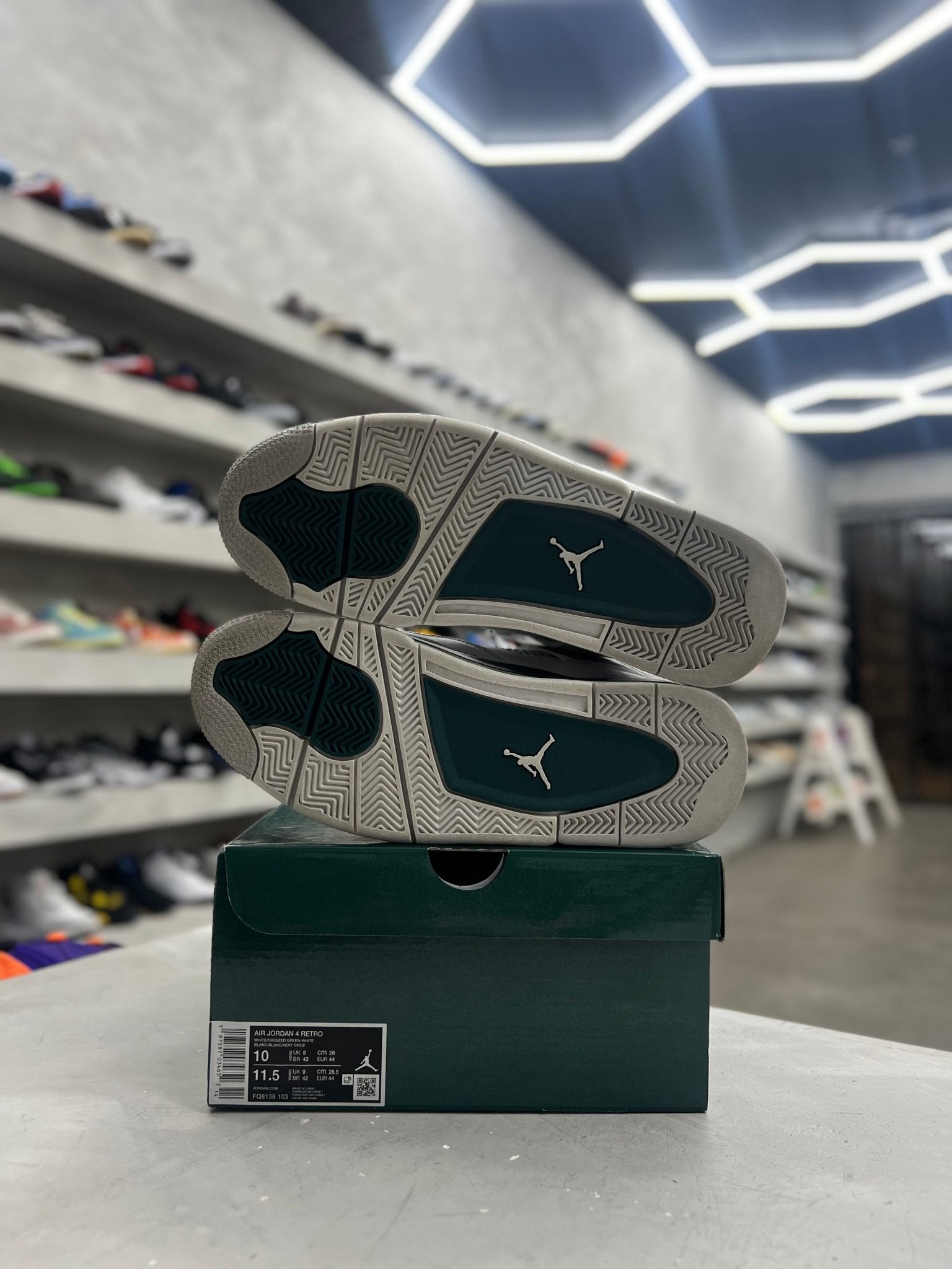 Jordan 4 Retro Oxidized Green Sz 10 (PREOWNED) - Restock AveJordan 4 Retro Oxidized Green Sz 10 (PREOWNED)Restock AveRestock Ave10Restock Ave