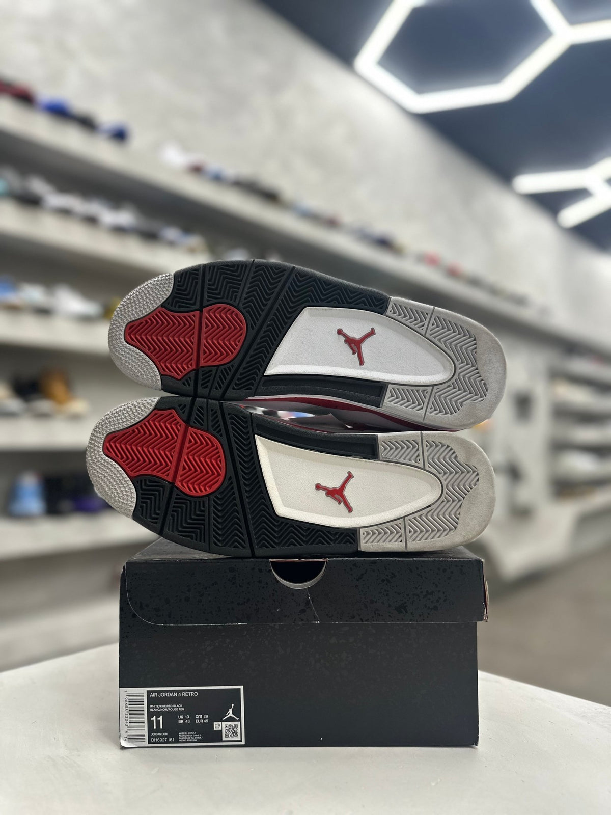 Jordan 4 Retro Red Cement Sz 11 (PREOWNED) - Restock AveJordan 4 Retro Red Cement Sz 11 (PREOWNED)Restock AveRestock Ave11Restock Ave