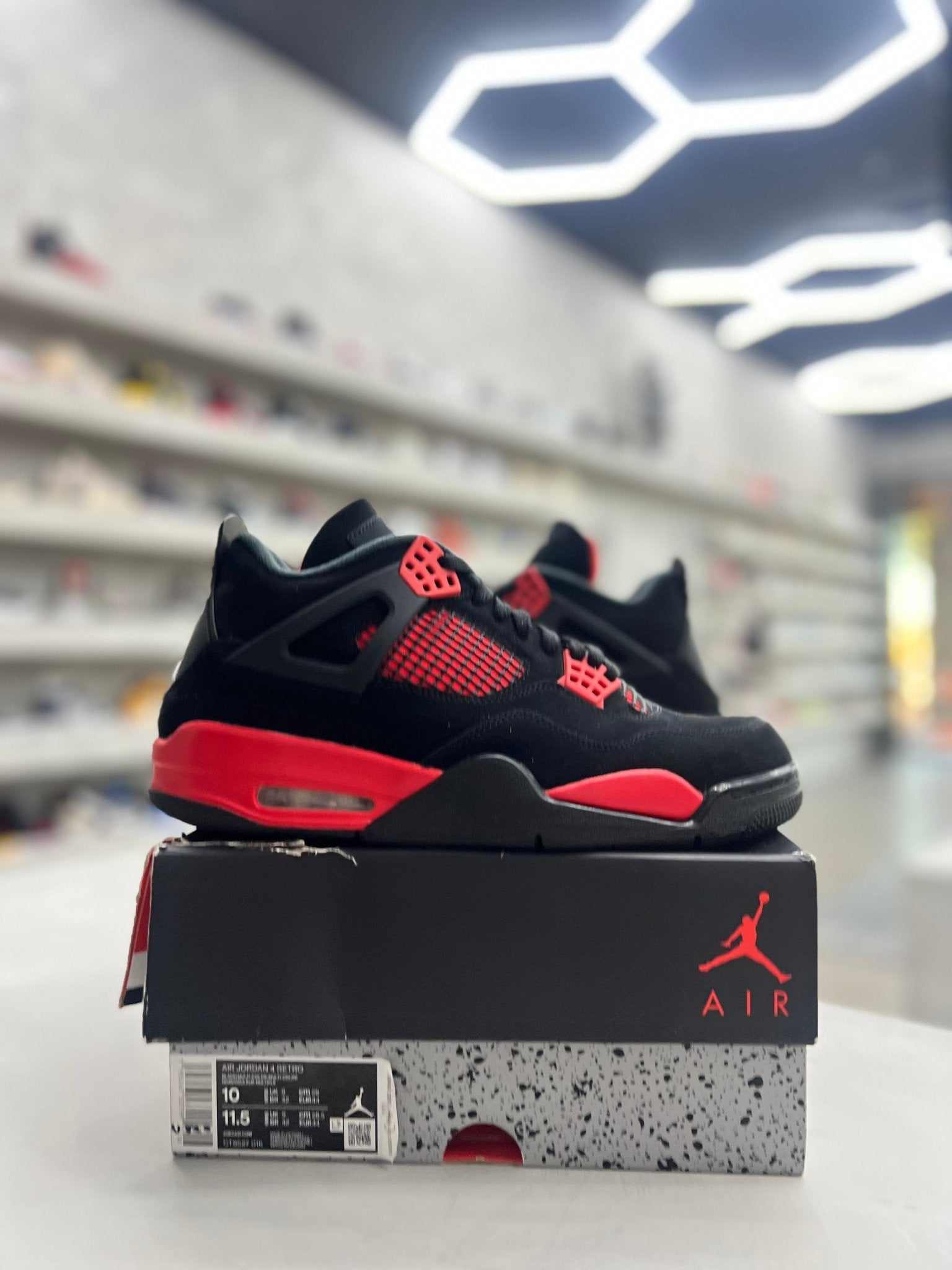 Jordan 4 Retro Red Thunder Sz 10 (PREOWNED) - Restock AveJordan 4 Retro Red Thunder Sz 10 (PREOWNED)Restock AveRestock Ave10Restock Ave