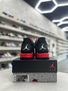 Jordan 4 Retro Red Thunder Sz 10.5 (PREOWNED) - Restock AveJordan 4 Retro Red Thunder Sz 10.5 (PREOWNED)Restock AveRestock Ave10.5Restock Ave