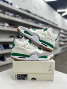 Jordan 4 Retro SB Pine Green sz 11 (PREOWNED) - Restock AveJordan 4 Retro SB Pine Green sz 11 (PREOWNED)Restock AveRestock Ave11Restock Ave