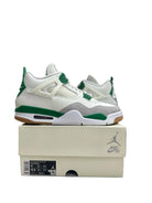 Jordan 4 Retro SB Pine Green sz 11 (PREOWNED) - Restock AveJordan 4 Retro SB Pine Green sz 11 (PREOWNED)Restock AveRestock Ave11Restock Ave