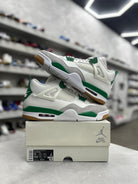 Jordan 4 Retro SB Pine Green Sz 13 (PREOWNED) - Restock AveJordan 4 Retro SB Pine Green Sz 13 (PREOWNED)Restock AveRestock Ave13Restock Ave
