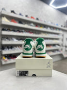 Jordan 4 Retro SB Pine Green Sz 9.5 (PREOWNED) - Restock AveJordan 4 Retro SB Pine Green Sz 9.5 (PREOWNED)Restock AveRestock Ave9.512480371Restock Ave