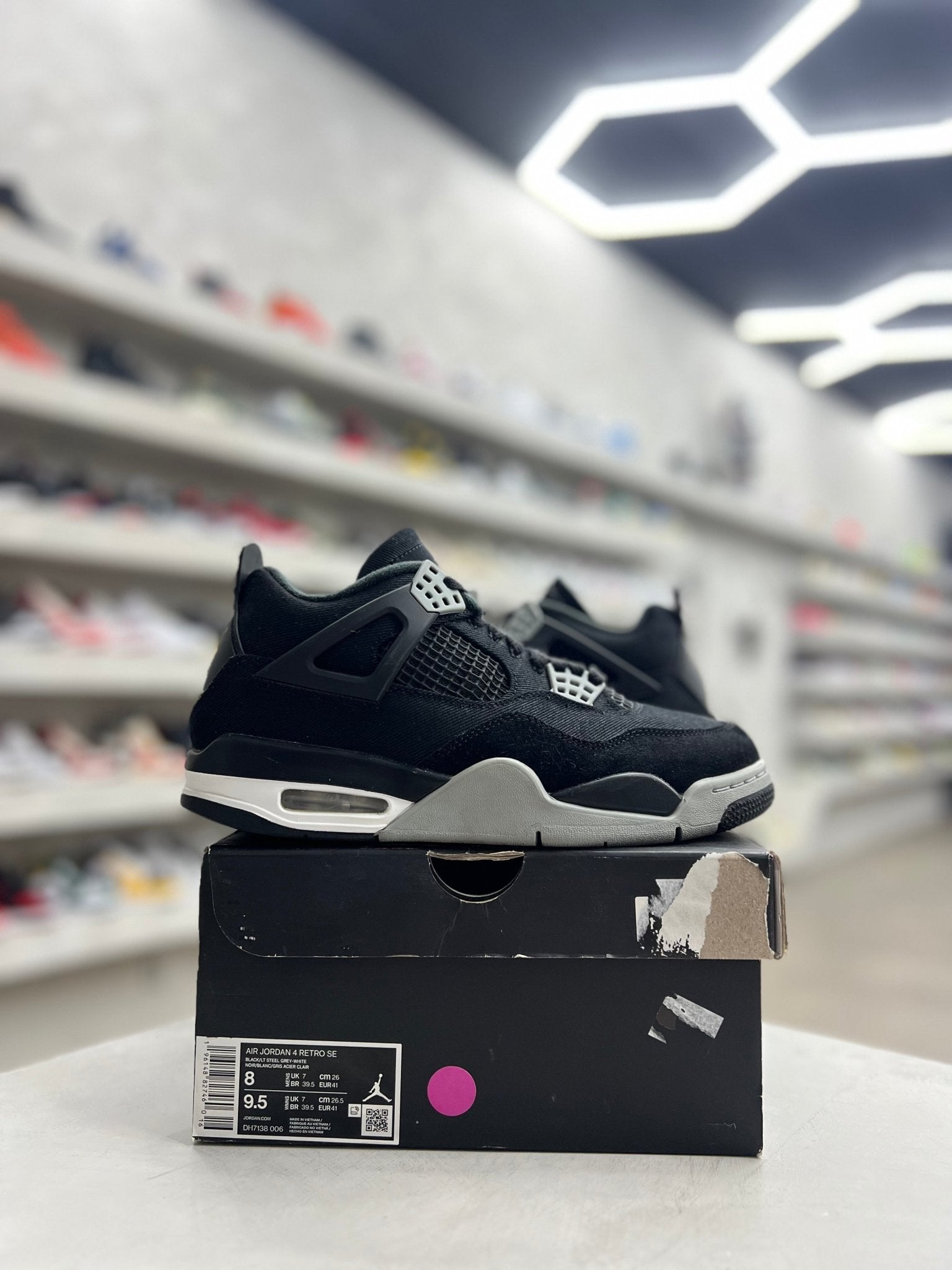 Jordan 4 Retro SE Black Canvas Sz 8 (PREOWNED) – Restock Ave