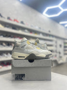 Jordan 4 Retro SE Craft Photon Dust Sz 9.5 (PREOWNED) - Restock AveJordan 4 Retro SE Craft Photon Dust Sz 9.5 (PREOWNED)Restock AveRestock Ave9.541618035Restock Ave