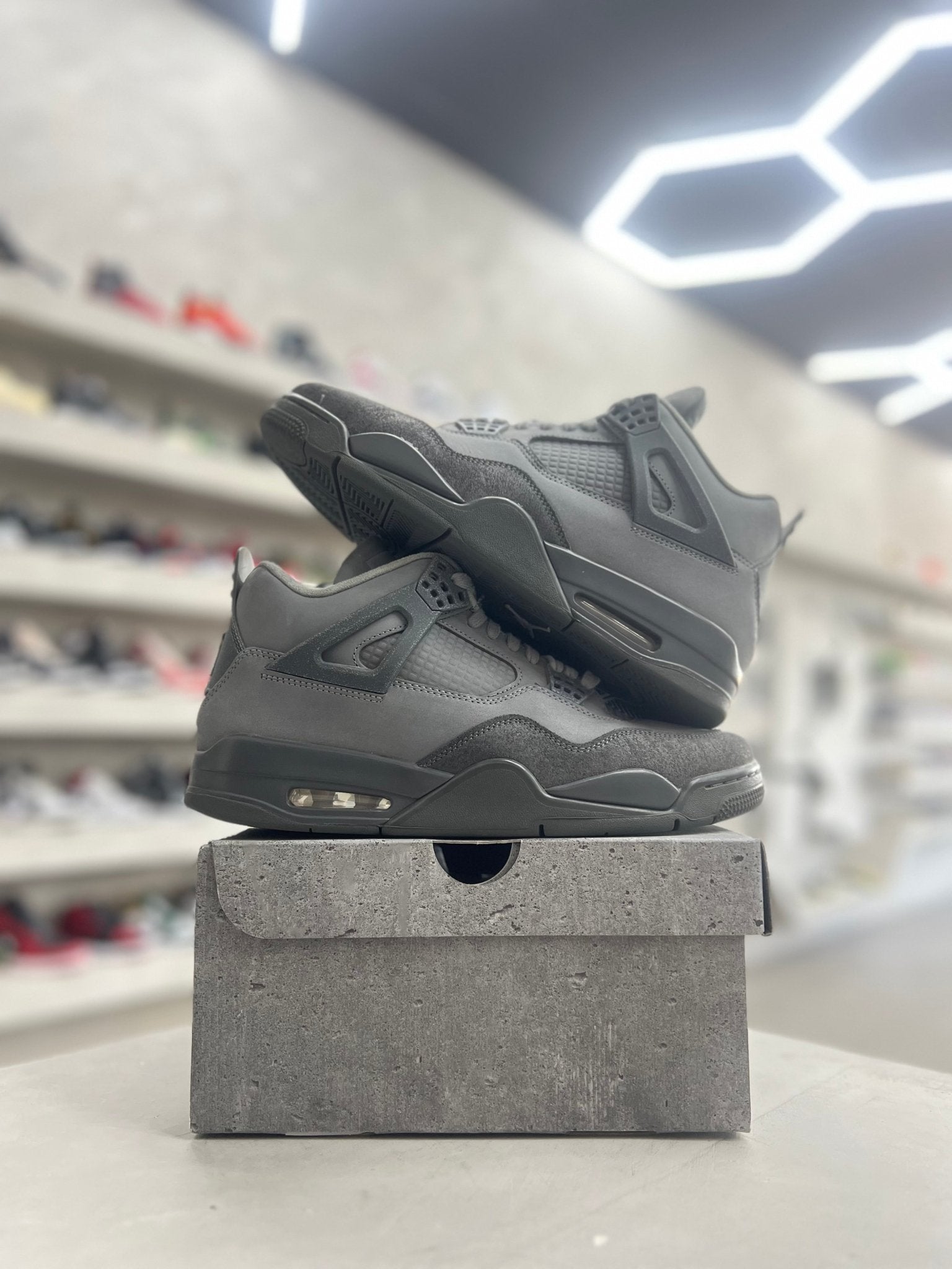 Jordan 4 Retro SE Paris Olympics Wet Cement Sz 10.5 (PREOWNED) - Restock AveJordan 4 Retro SE Paris Olympics Wet Cement Sz 10.5 (PREOWNED)Restock AveRestock Ave10.530375283Restock Ave