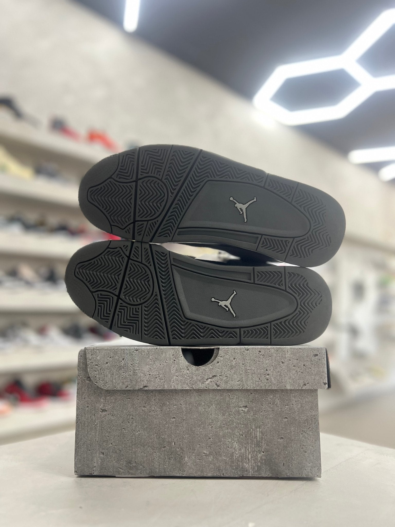 Jordan 4 Retro SE Paris Olympics Wet Cement Sz 10.5 (PREOWNED) - Restock AveJordan 4 Retro SE Paris Olympics Wet Cement Sz 10.5 (PREOWNED)Restock AveRestock Ave10.530375283Restock Ave