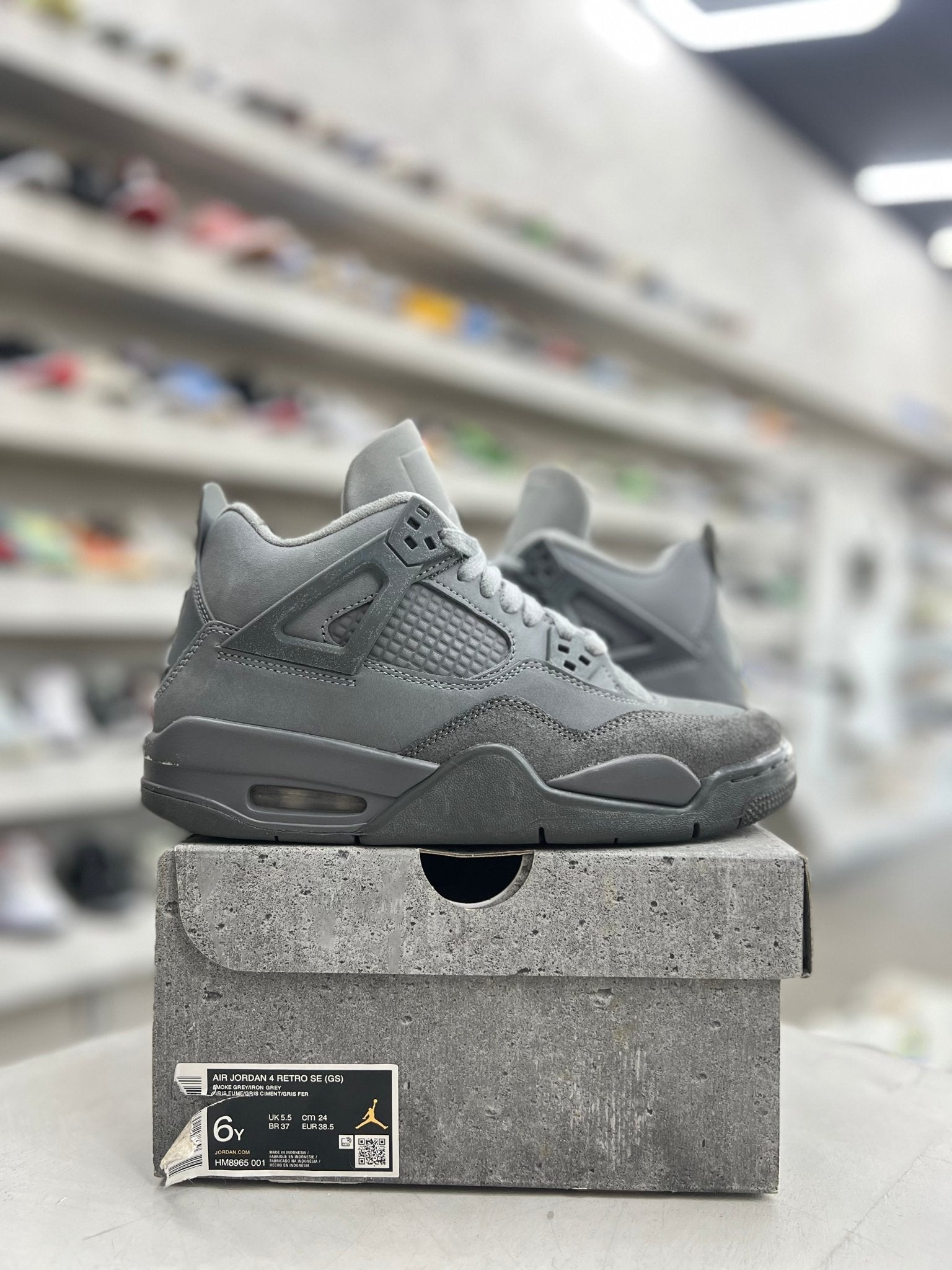 Jordan 4 Retro SE Paris Olympics Wet Cement Sz 6Y (PREOWNED) - Restock AveJordan 4 Retro SE Paris Olympics Wet Cement Sz 6Y (PREOWNED)Restock AveRestock Ave6y75335283Restock Ave