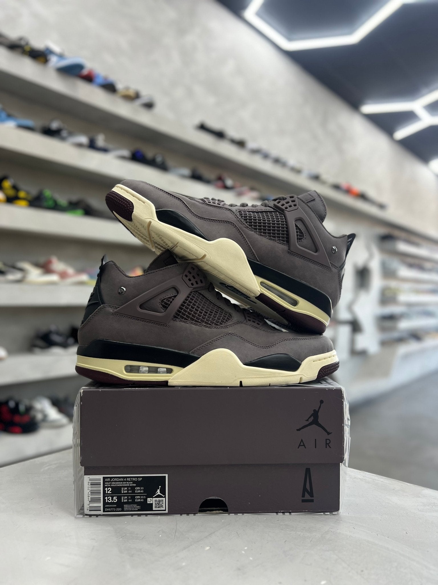 Jordan 4 Retro SP A Ma Maniére Violet Ore Sz 12 (PREOWNED) - Restock AveJordan 4 Retro SP A Ma Maniére Violet Ore Sz 12 (PREOWNED)Restock AveRestock Ave1291889779Restock Ave