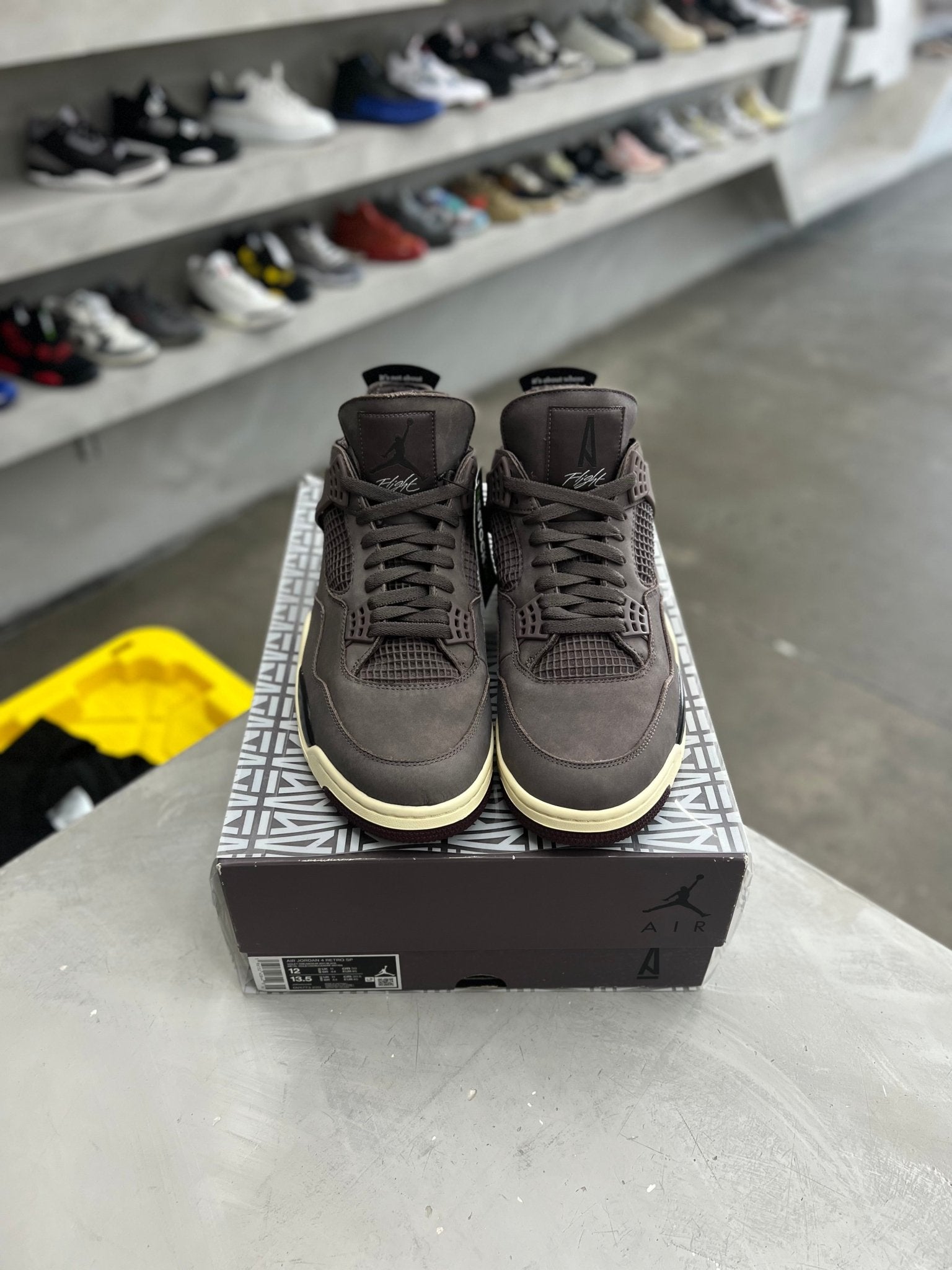 Jordan 4 Retro SP A Ma Maniére Violet Ore Sz 12 (PREOWNED) - Restock AveJordan 4 Retro SP A Ma Maniére Violet Ore Sz 12 (PREOWNED)Restock AveRestock Ave1291889779Restock Ave