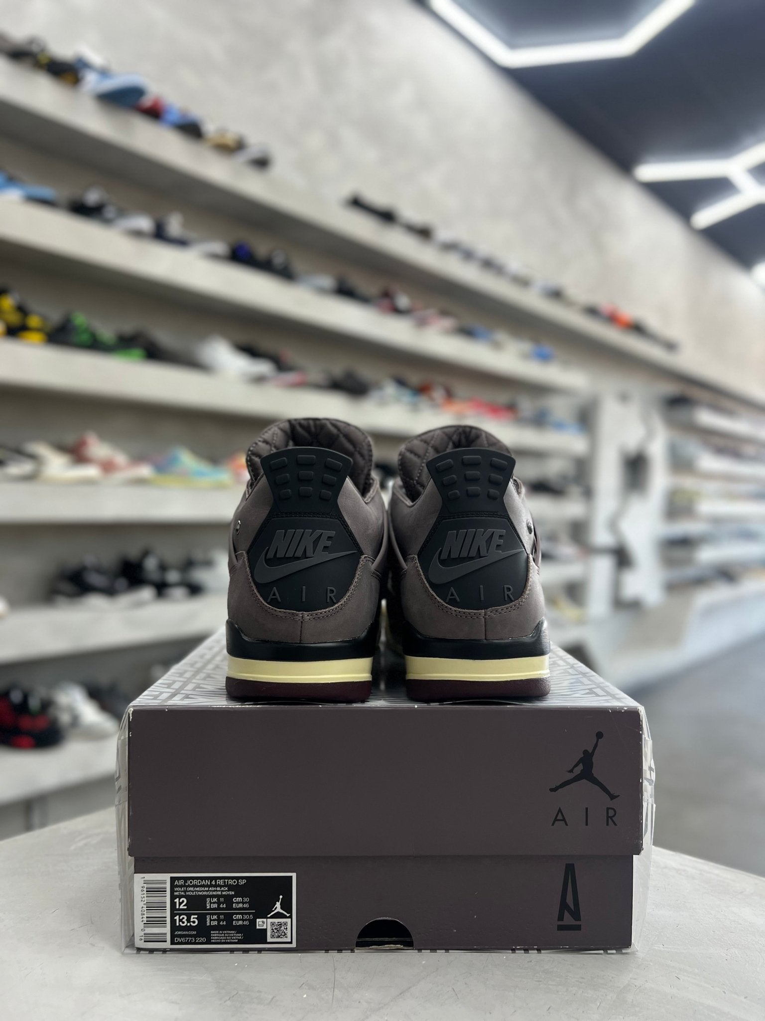 Jordan 4 Retro SP A Ma Maniére Violet Ore Sz 12 (PREOWNED) - Restock AveJordan 4 Retro SP A Ma Maniére Violet Ore Sz 12 (PREOWNED)Restock AveRestock Ave1291889779Restock Ave