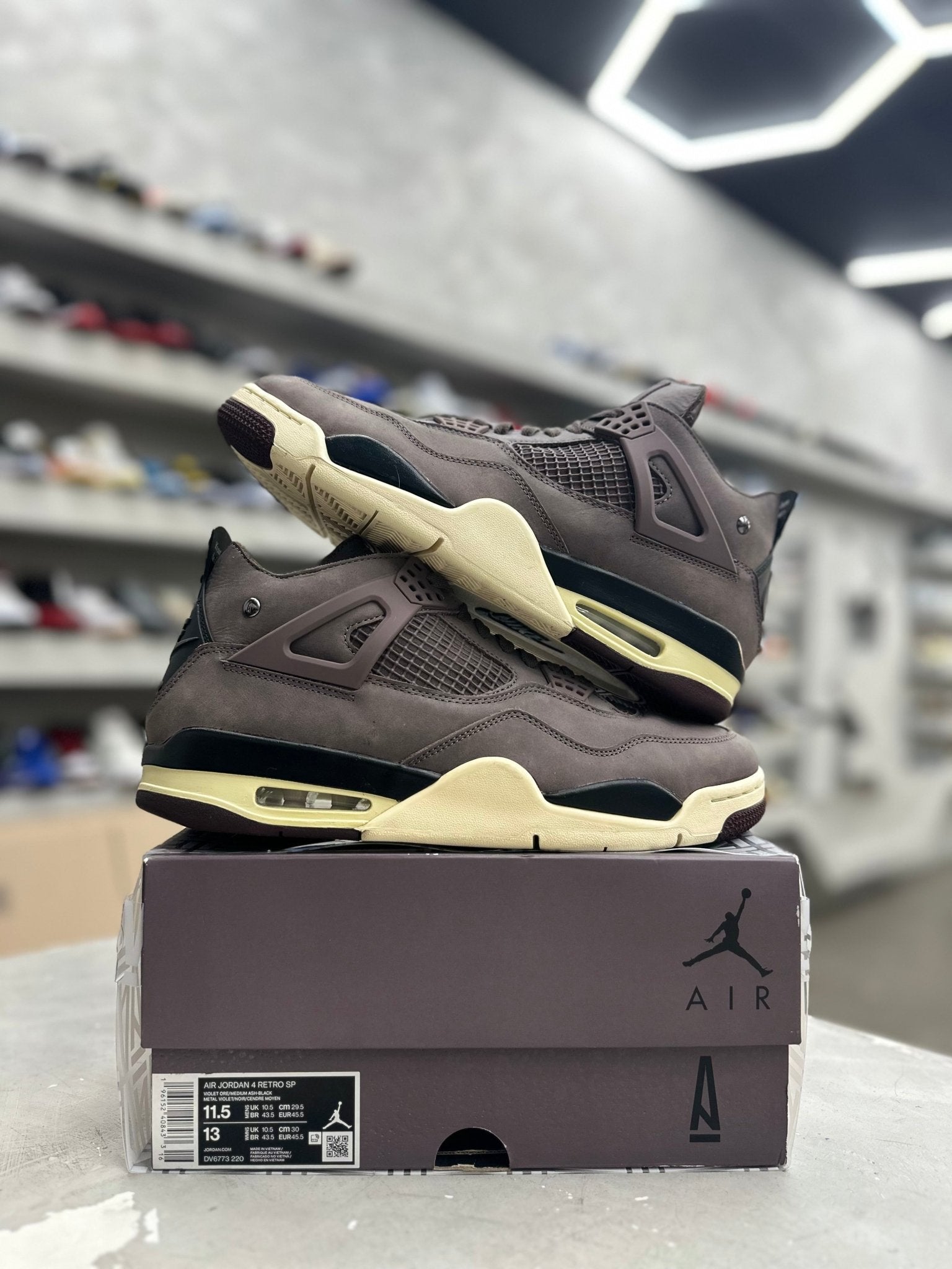 Jordan 4 Retro SP A Ma Maniére Violet Ore Sz W13/11.5 - Restock AveJordan 4 Retro SP A Ma Maniére Violet Ore Sz W13/11.5Restock AveRestock Avew13/11.5menRestock Ave