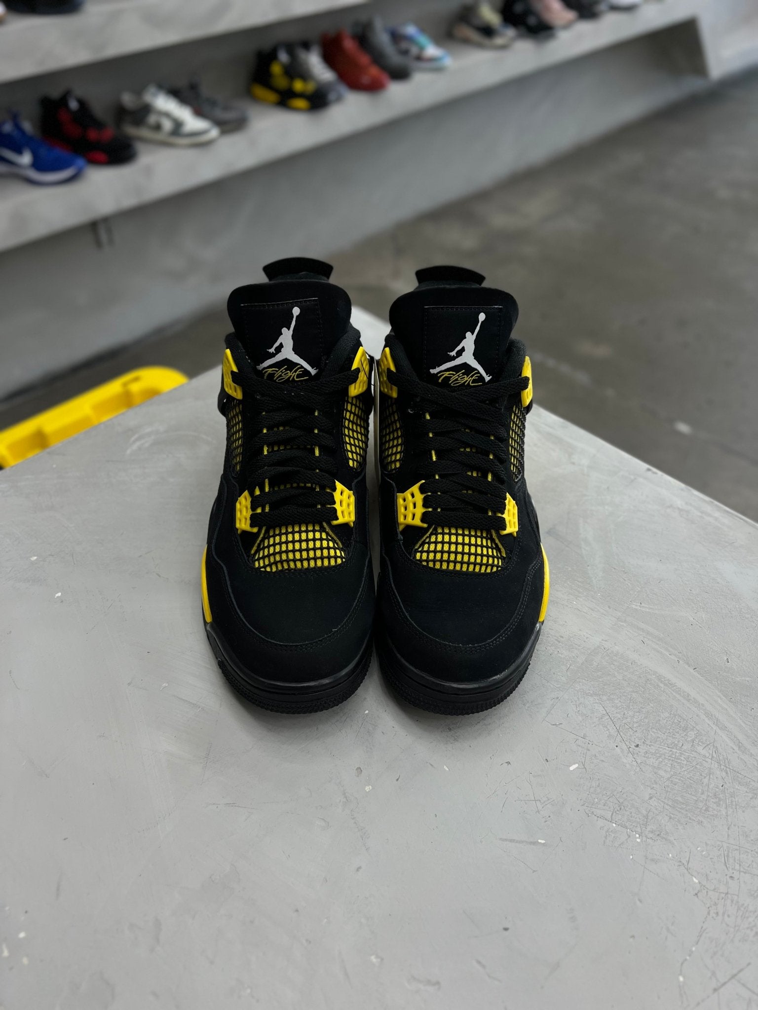 Jordan 4 Retro Thunder Sz 10 (PREOWNED)(NO BOX) - Restock AveJordan 4 Retro Thunder Sz 10 (PREOWNED)(NO BOX)Restock AveRestock Ave10Restock Ave