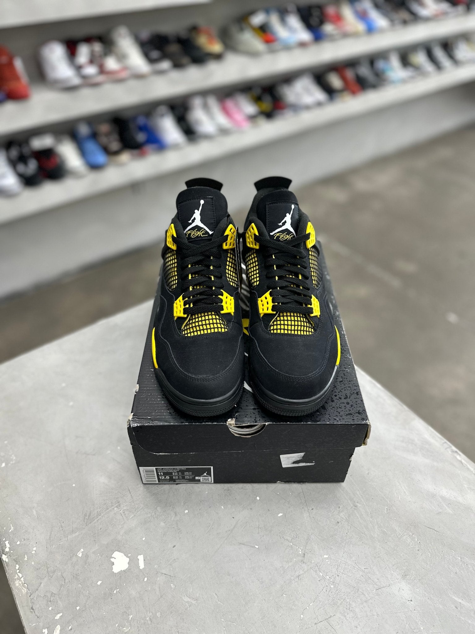 Jordan 4 Retro Thunder Sz 11 (PREOWNED) - Restock AveJordan 4 Retro Thunder Sz 11 (PREOWNED)Restock AveRestock Ave11Restock Ave