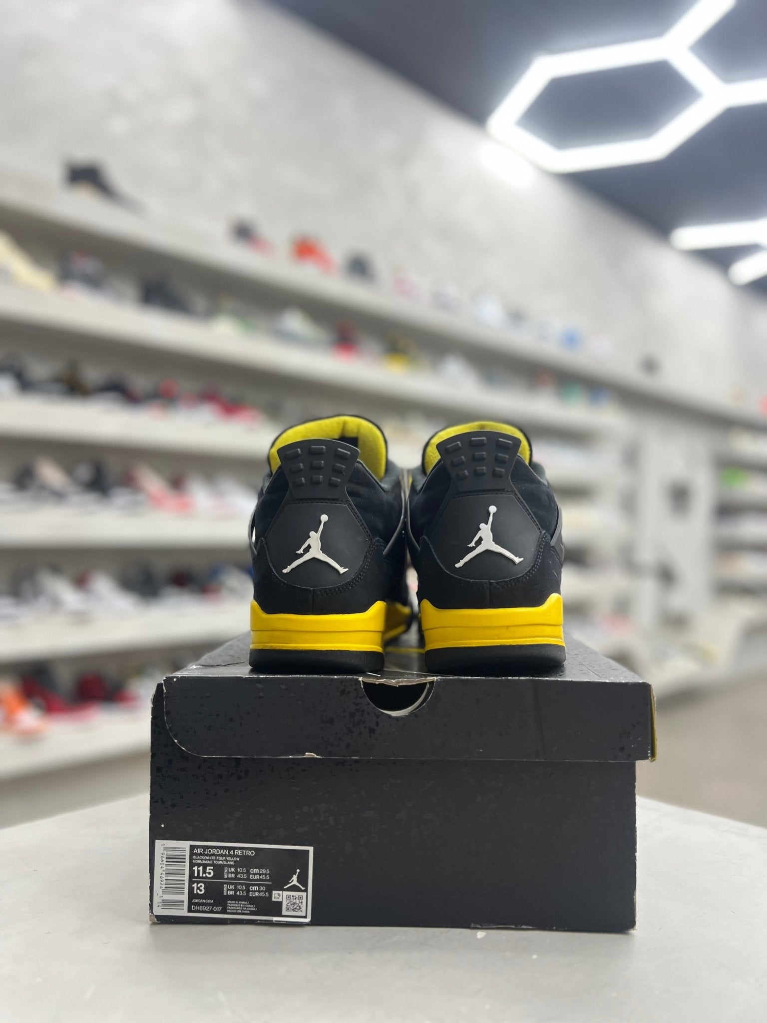 Jordan 4 Retro Thunder Sz 11.5 (PREOWNED) - Restock AveJordan 4 Retro Thunder Sz 11.5 (PREOWNED)Restock AveRestock Ave11.5Restock Ave
