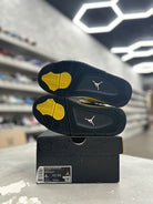 Jordan 4 Retro Thunder Sz 4y (PREOWNED) - Restock AveJordan 4 Retro Thunder Sz 4y (PREOWNED)Restock AveRestock Ave4YRestock Ave