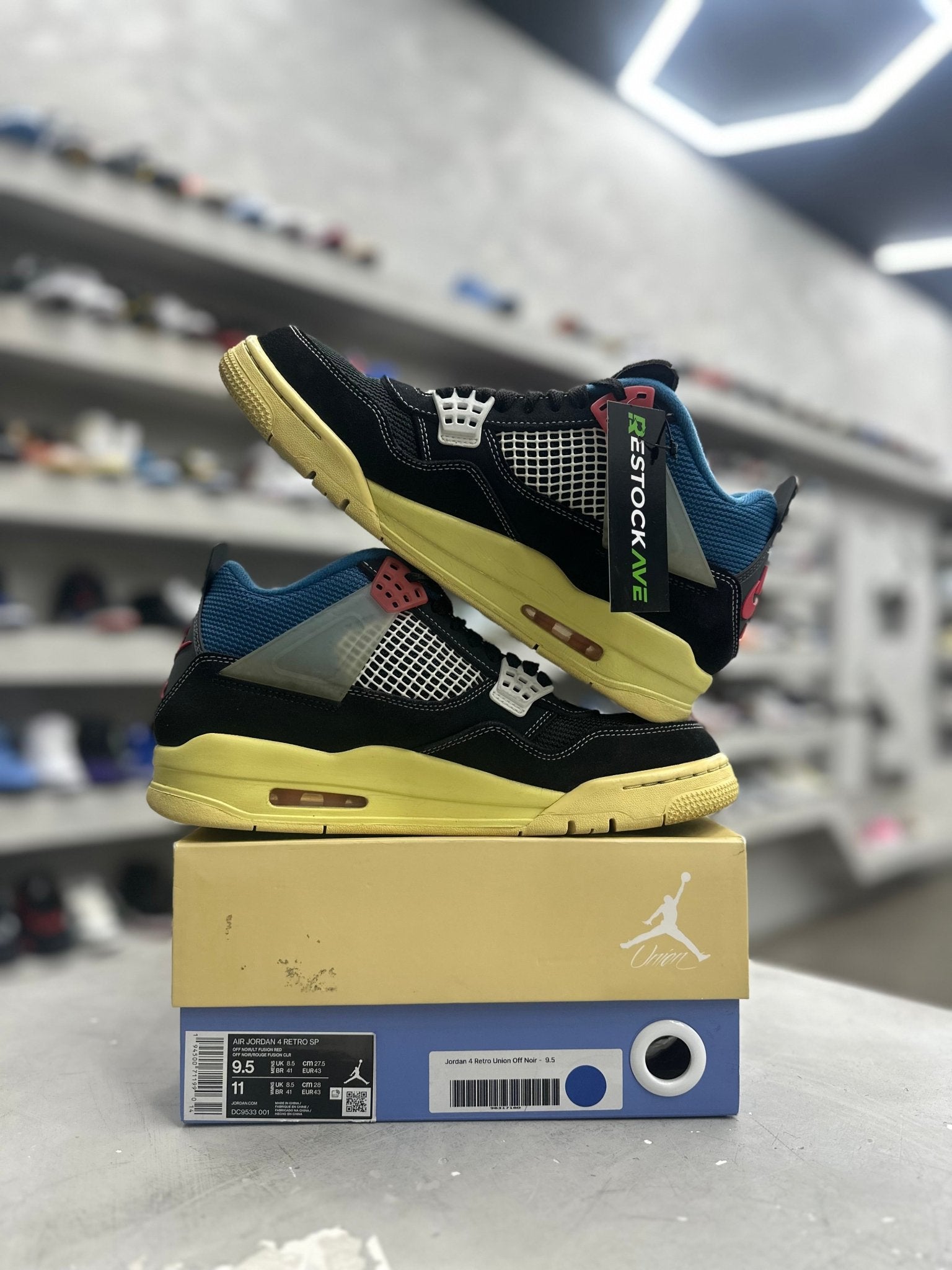 Jordan 4 Retro Union Off Noir Sz 9.5 (PREOWNED) - Restock AveJordan 4 Retro Union Off Noir Sz 9.5 (PREOWNED)Restock AveRestock Ave9.5Restock Ave