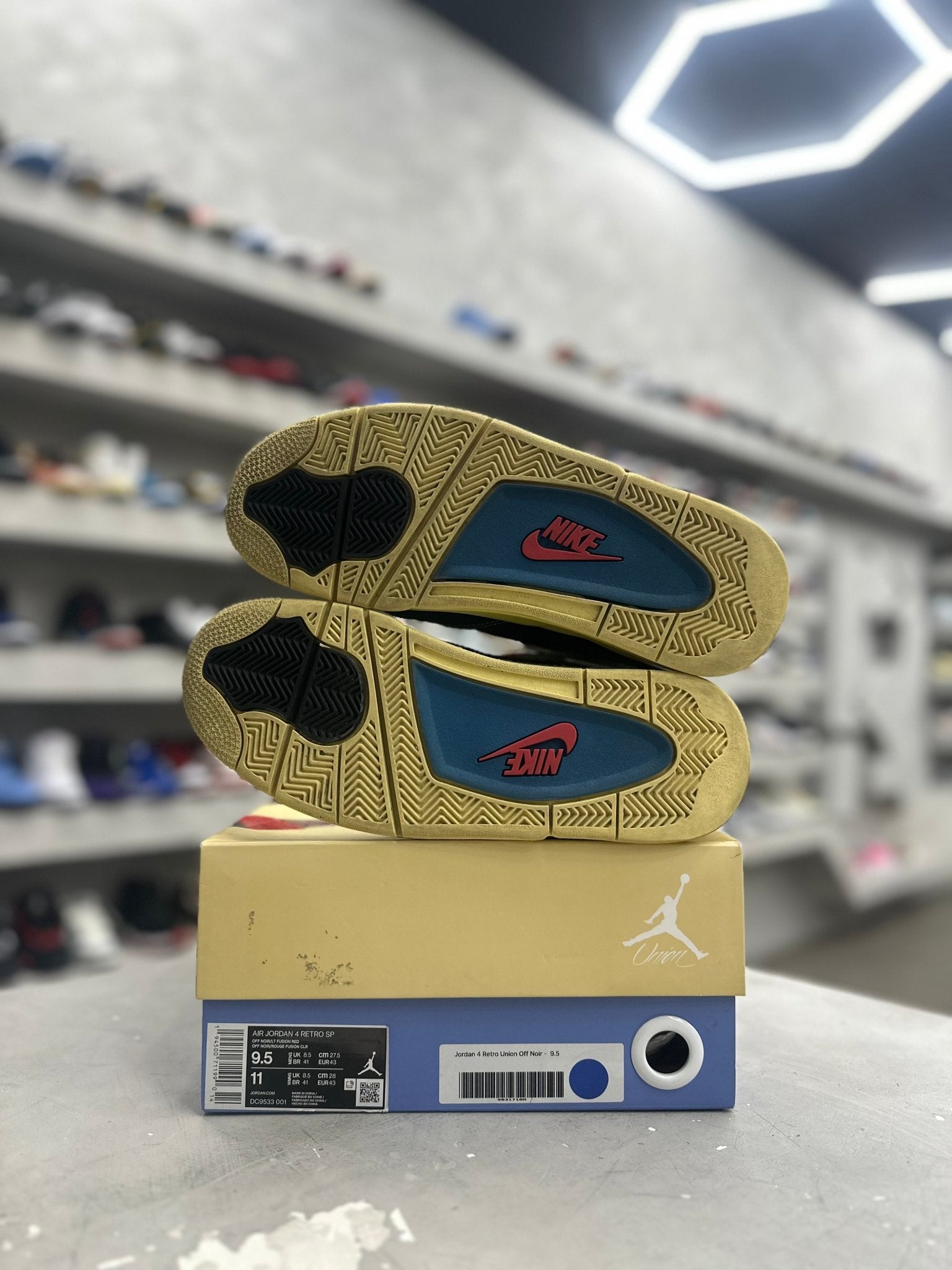 Jordan 4 Retro Union Off Noir Sz 9.5 (PREOWNED) - Restock AveJordan 4 Retro Union Off Noir Sz 9.5 (PREOWNED)Restock AveRestock Ave9.5Restock Ave