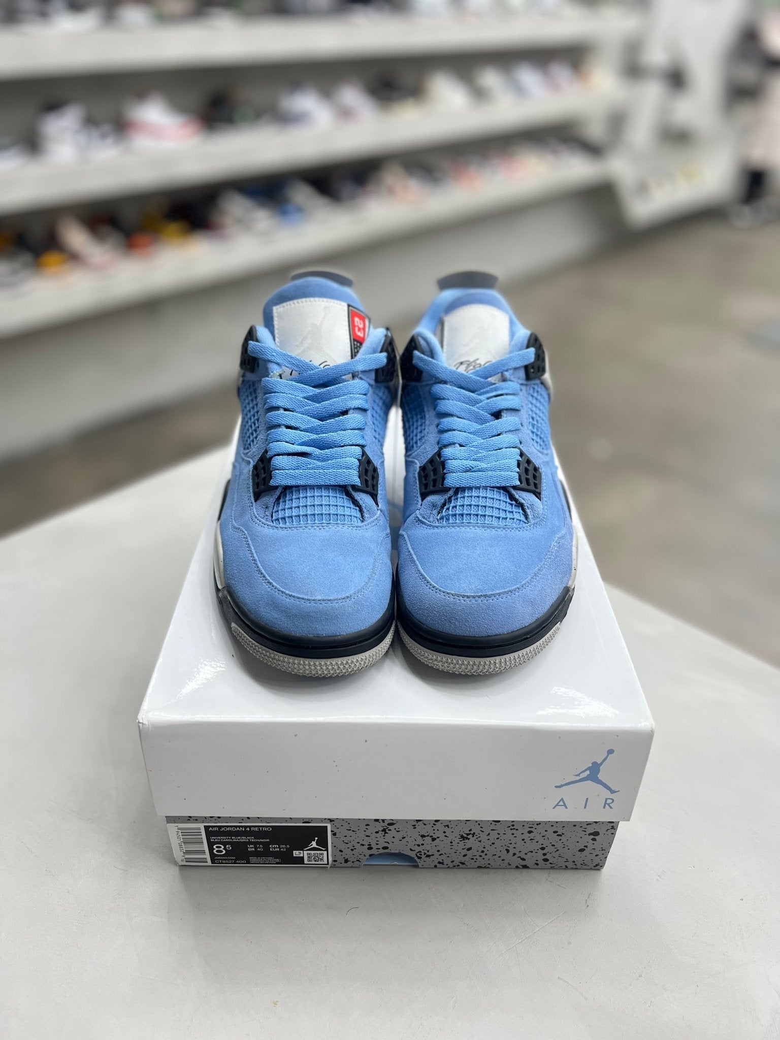 Jordan 4 Retro University Blue Sz 8.5 (PREOWNED) - Restock AveJordan 4 Retro University Blue Sz 8.5 (PREOWNED)Restock AveRestock Ave8.5Restock Ave