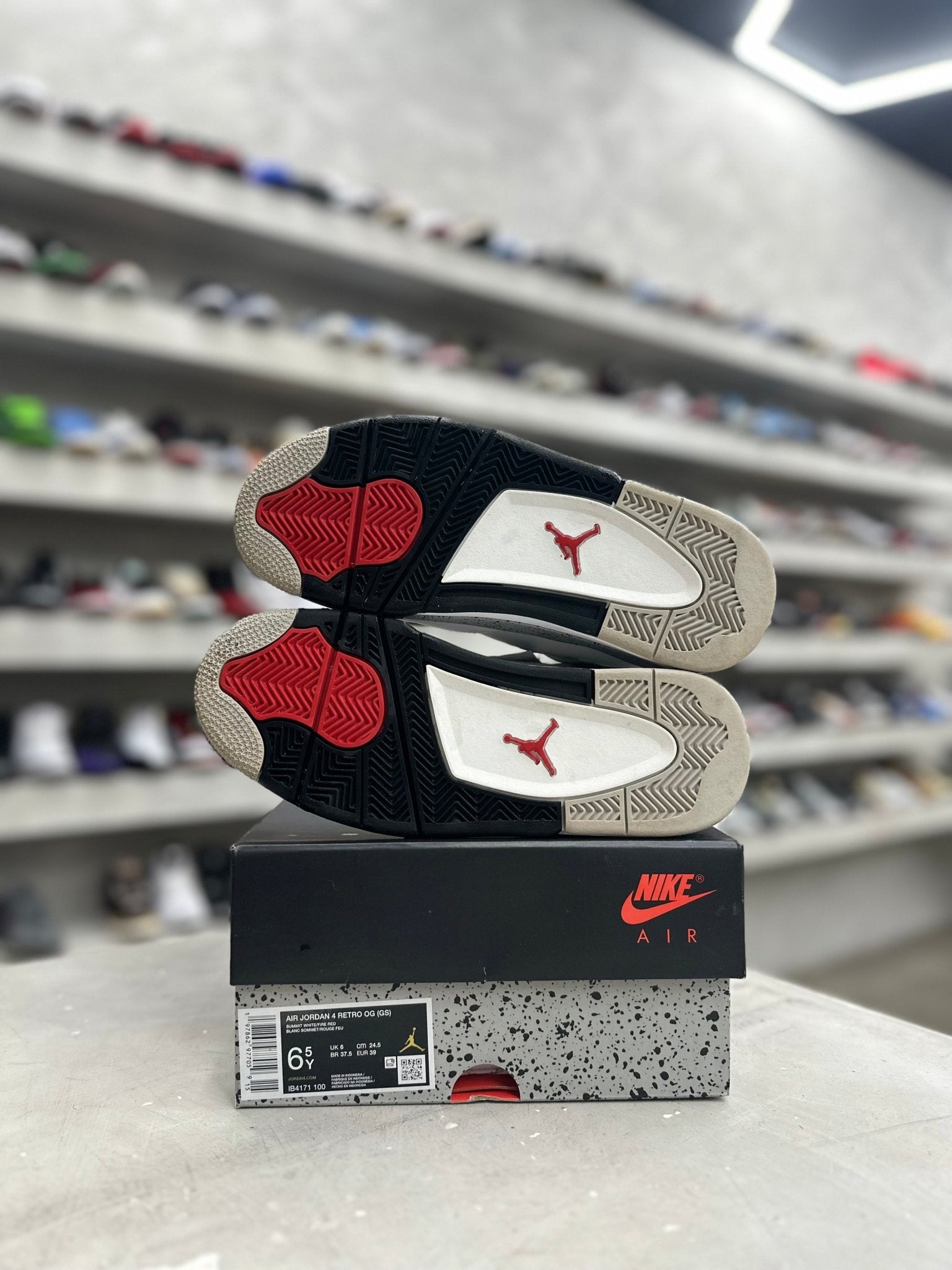 Jordan 4 Retro White Cement Sz 6.5y (PREOWNED) - Restock AveJordan 4 Retro White Cement Sz 6.5y (PREOWNED)Restock AveRestock Ave6.5yRestock Ave