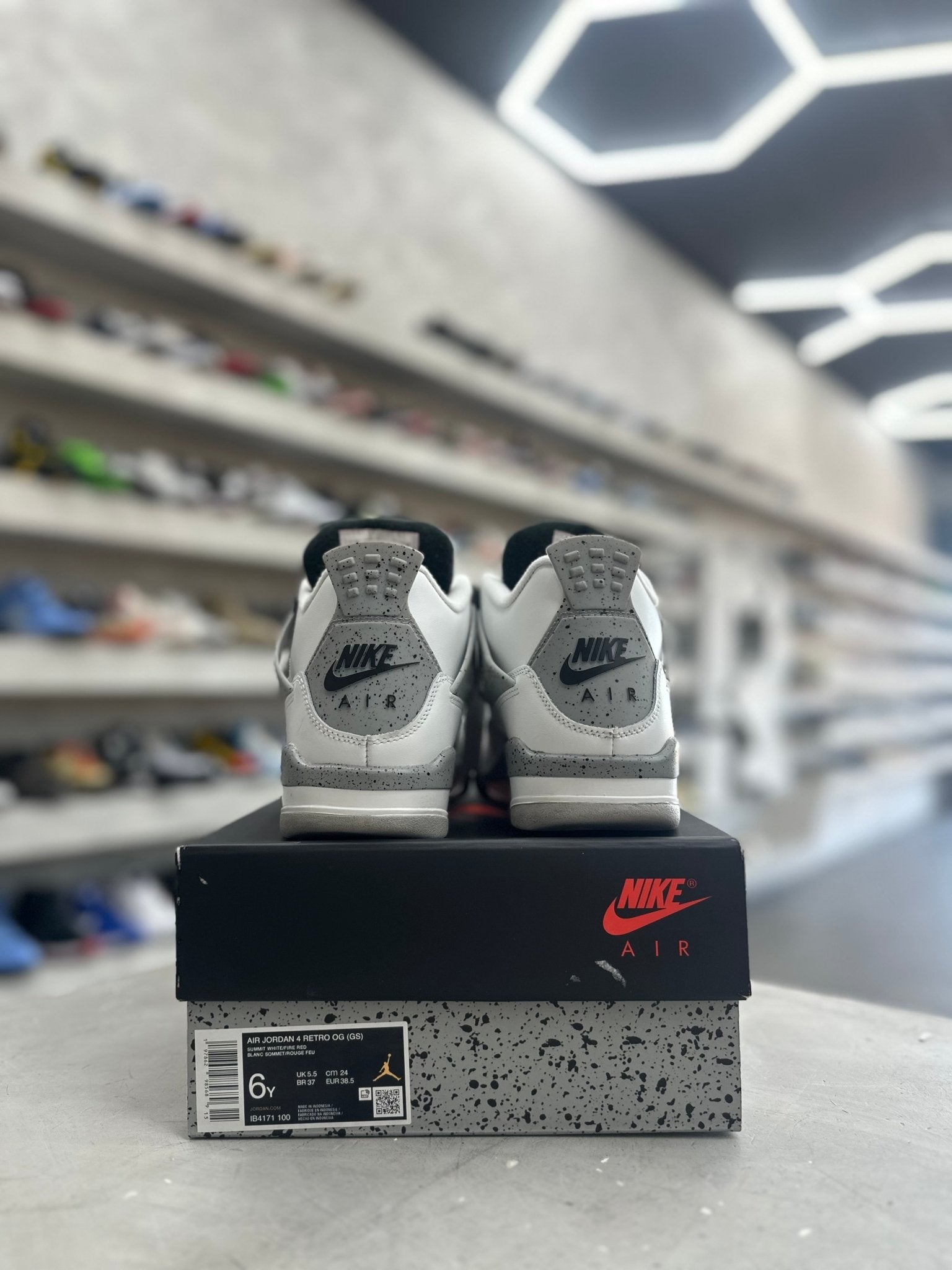 Jordan 4 Retro White Cement Sz 6y (PREOWNED) - Restock AveJordan 4 Retro White Cement Sz 6y (PREOWNED)Restock AveRestock Ave6yRestock Ave